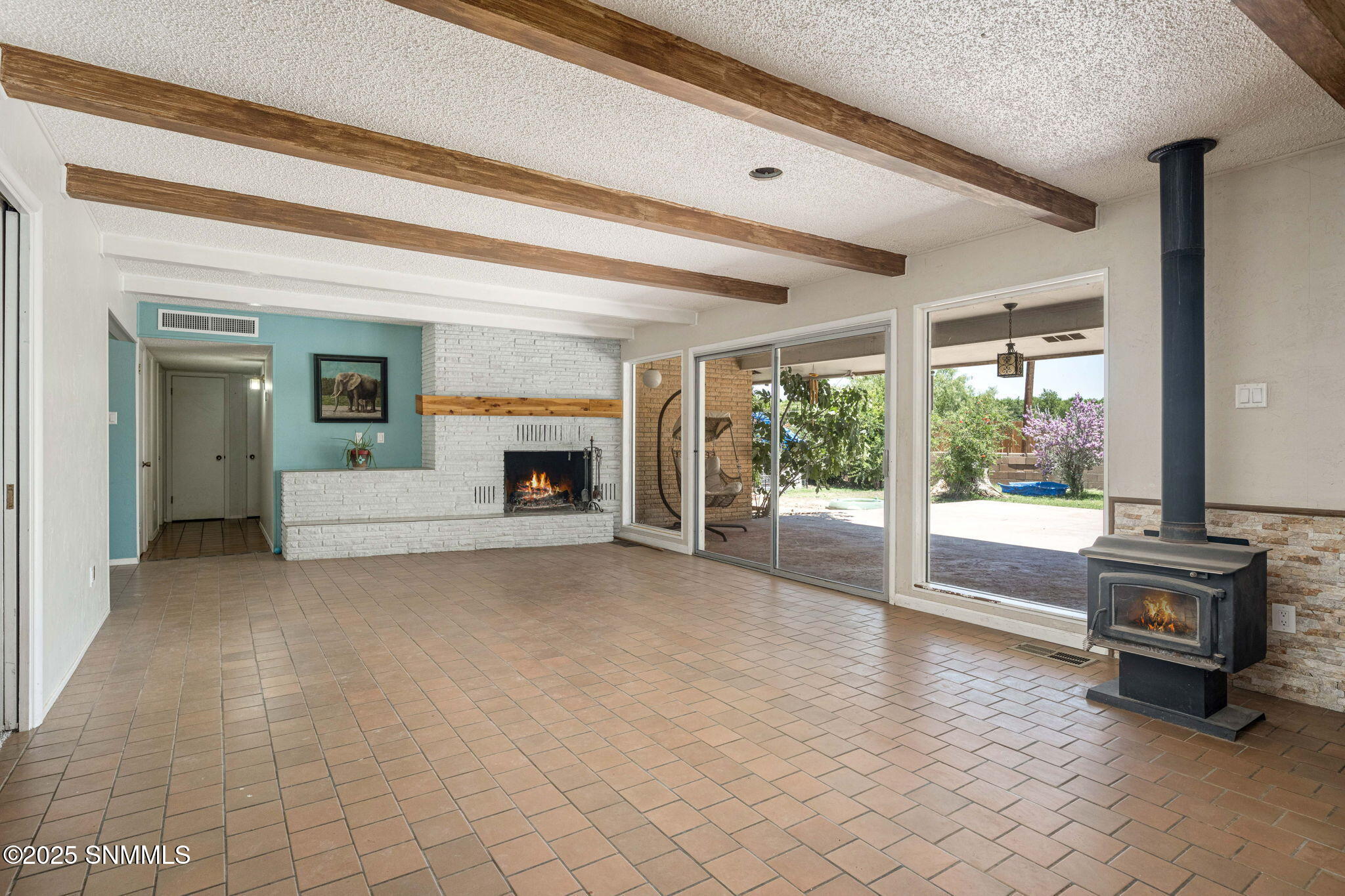 6801 S Main Street Property Photo 6