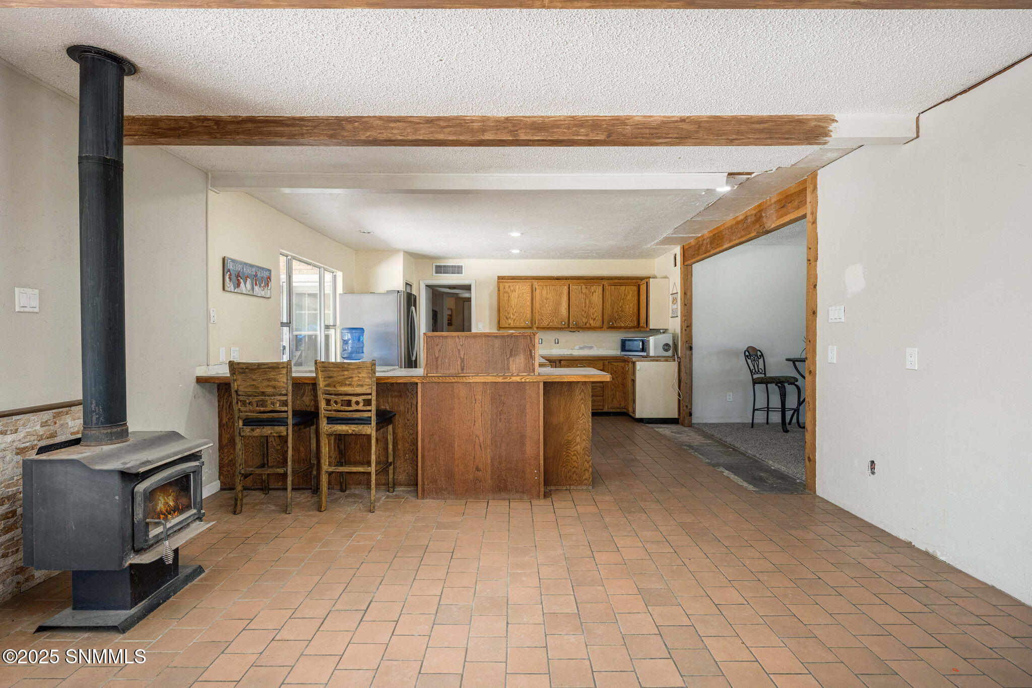 6801 S Main Street Property Photo 7