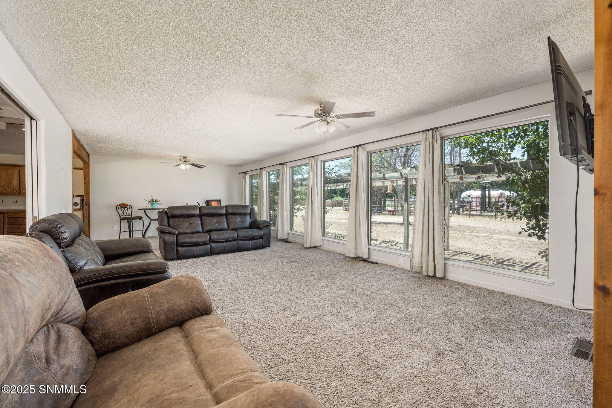 6801 S Main Street Property Photo 12