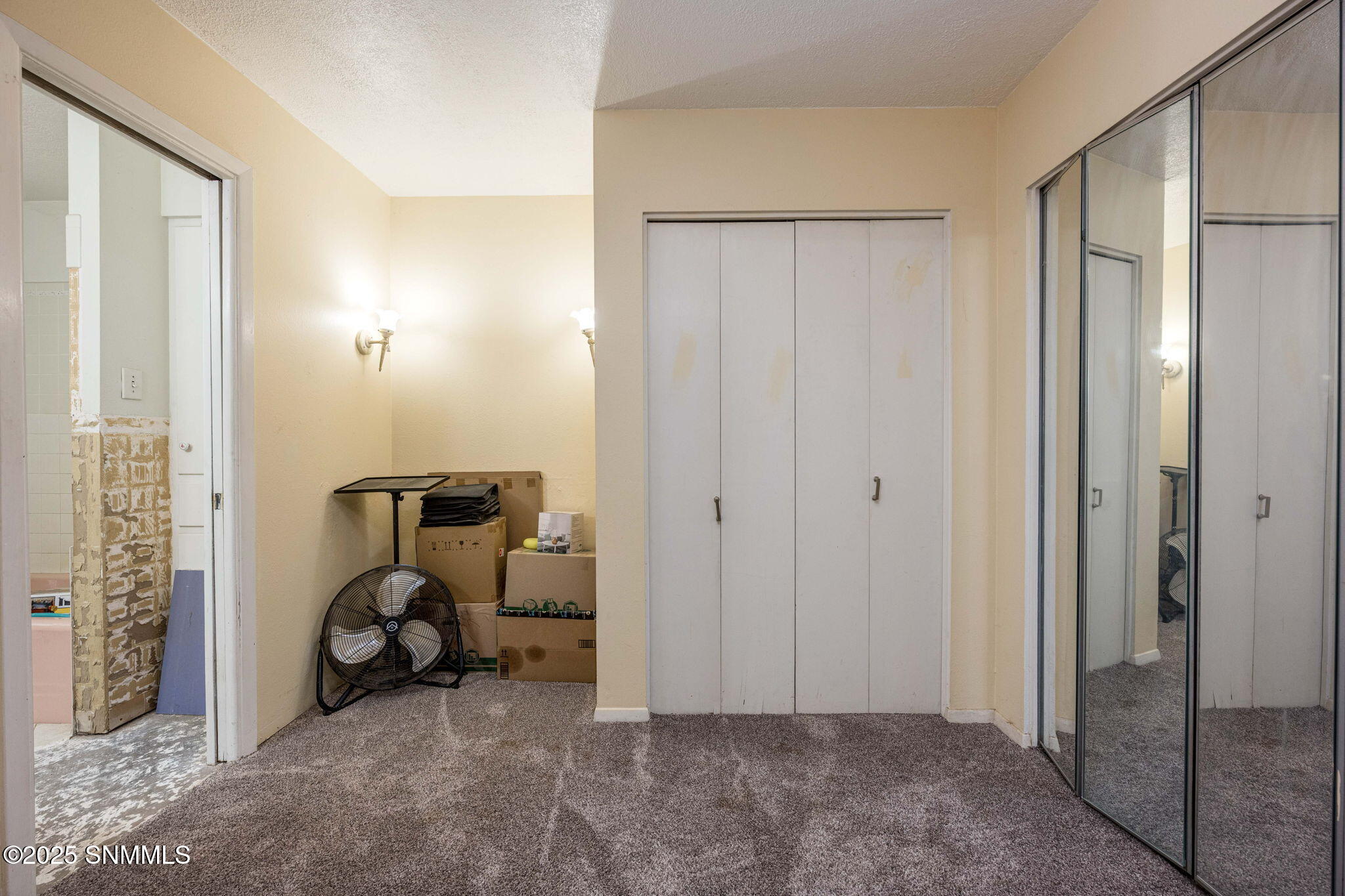 6801 S Main Street Property Photo 18