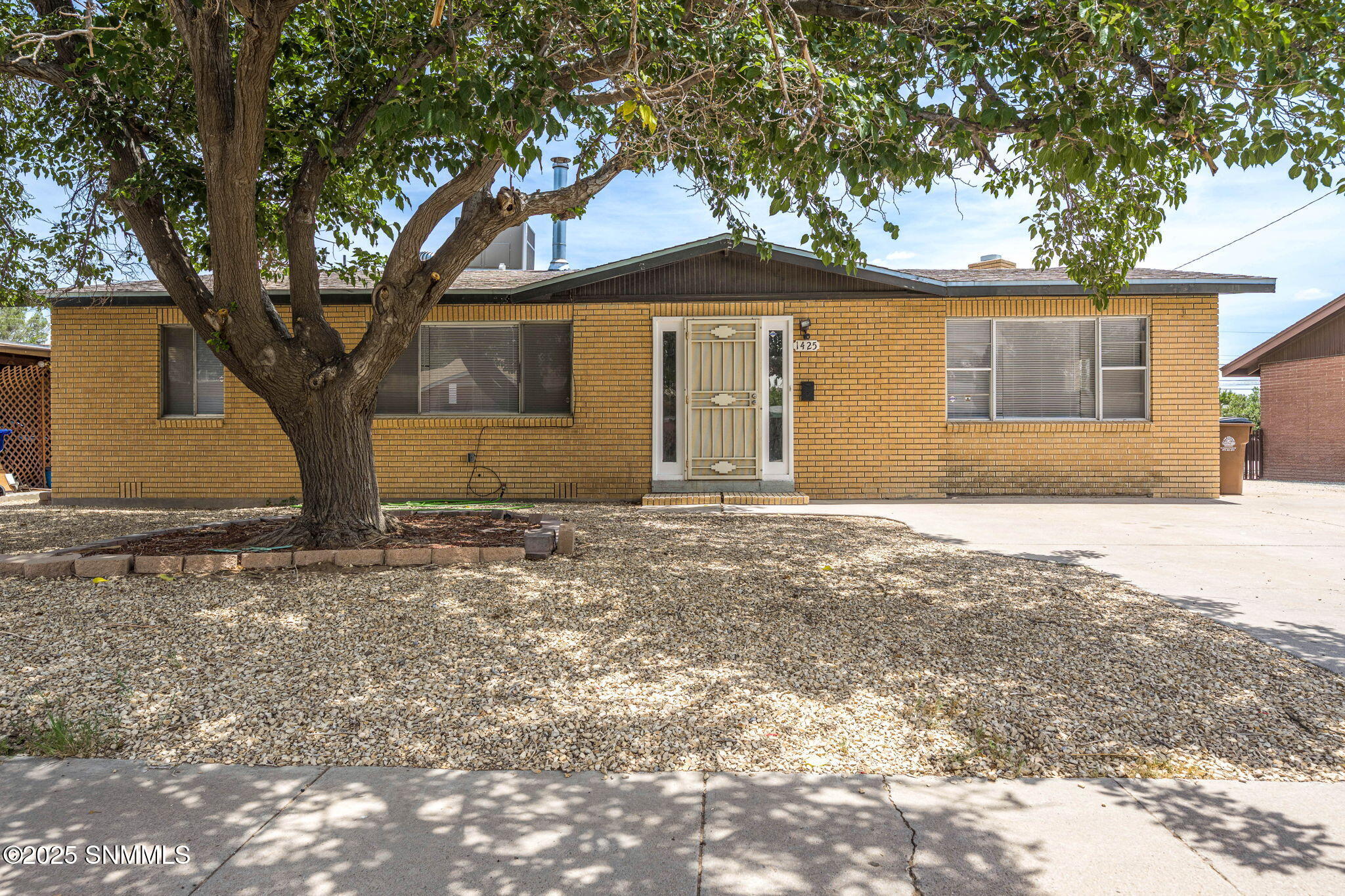 1425 Grover Drive Property Photo 1