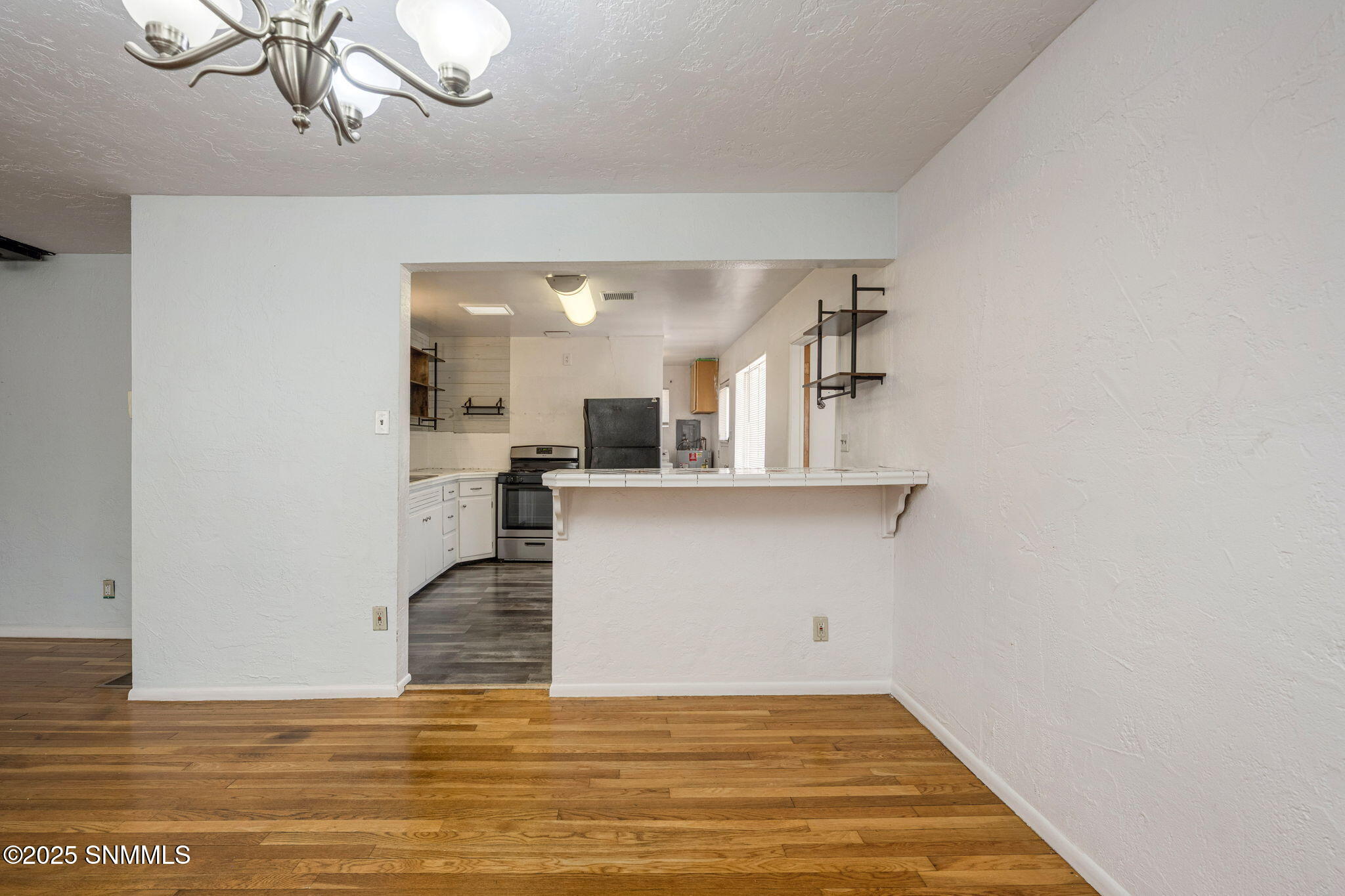 1425 Grover Drive Property Photo 7