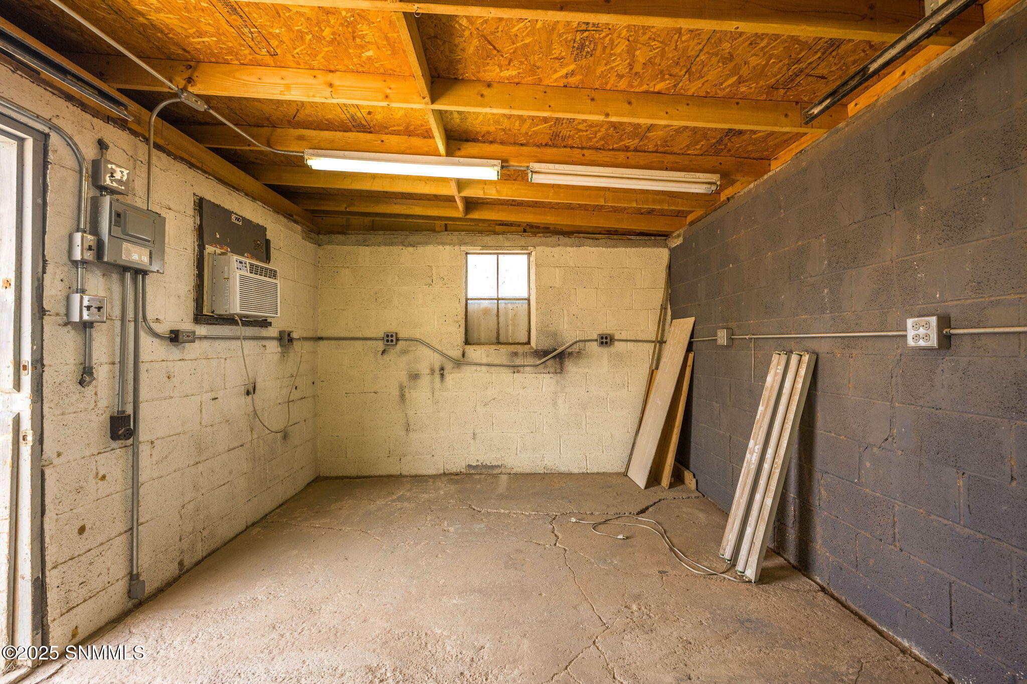 1425 Grover Drive Property Photo 39