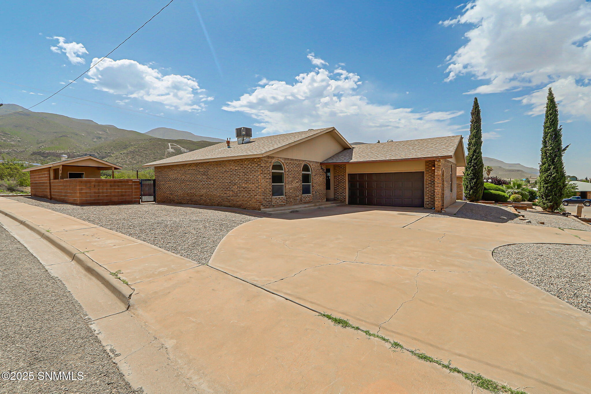 3224 Sioux Trail Property Photo 1