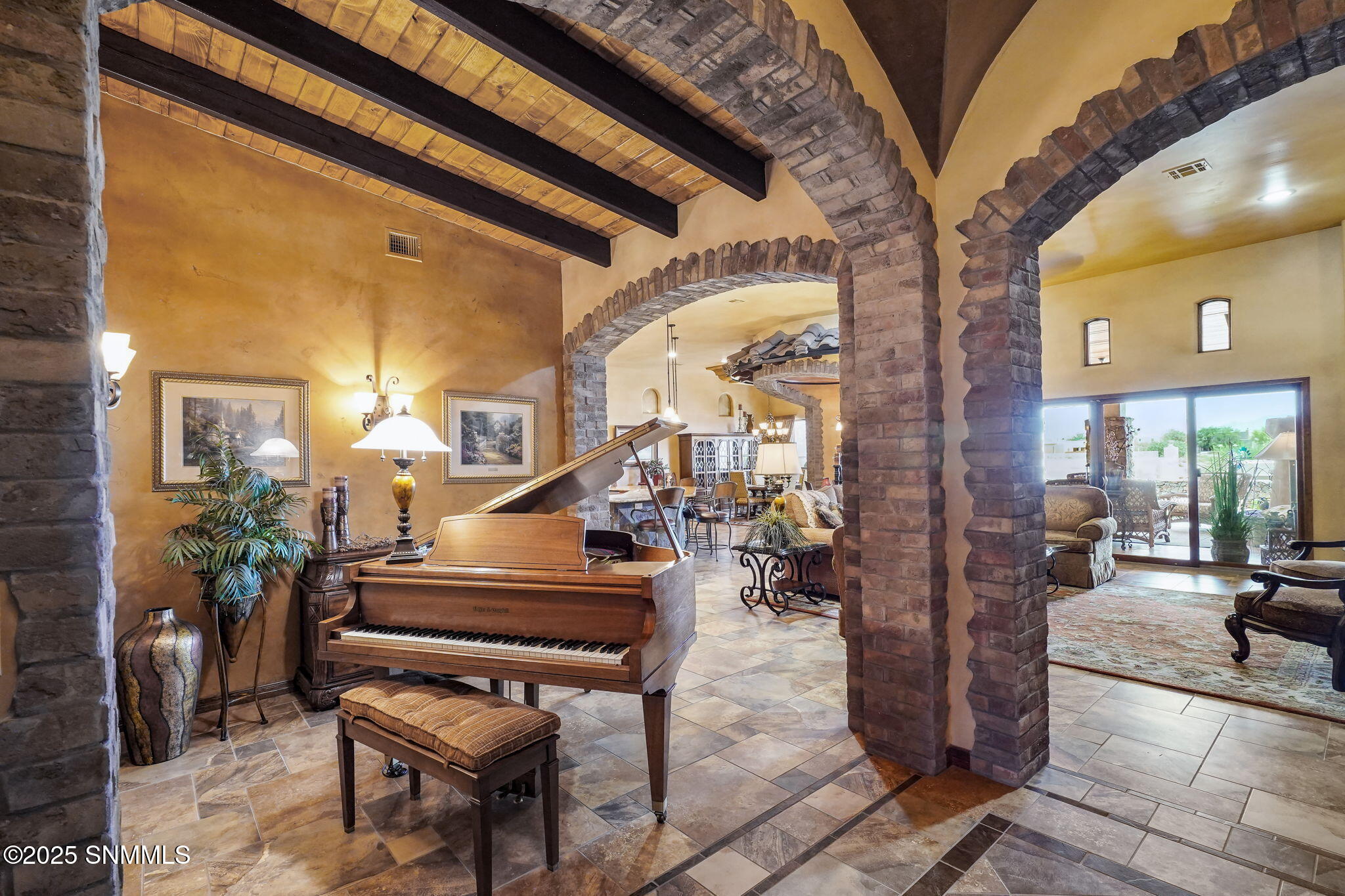 1294 Morisat Place Property Photo 6