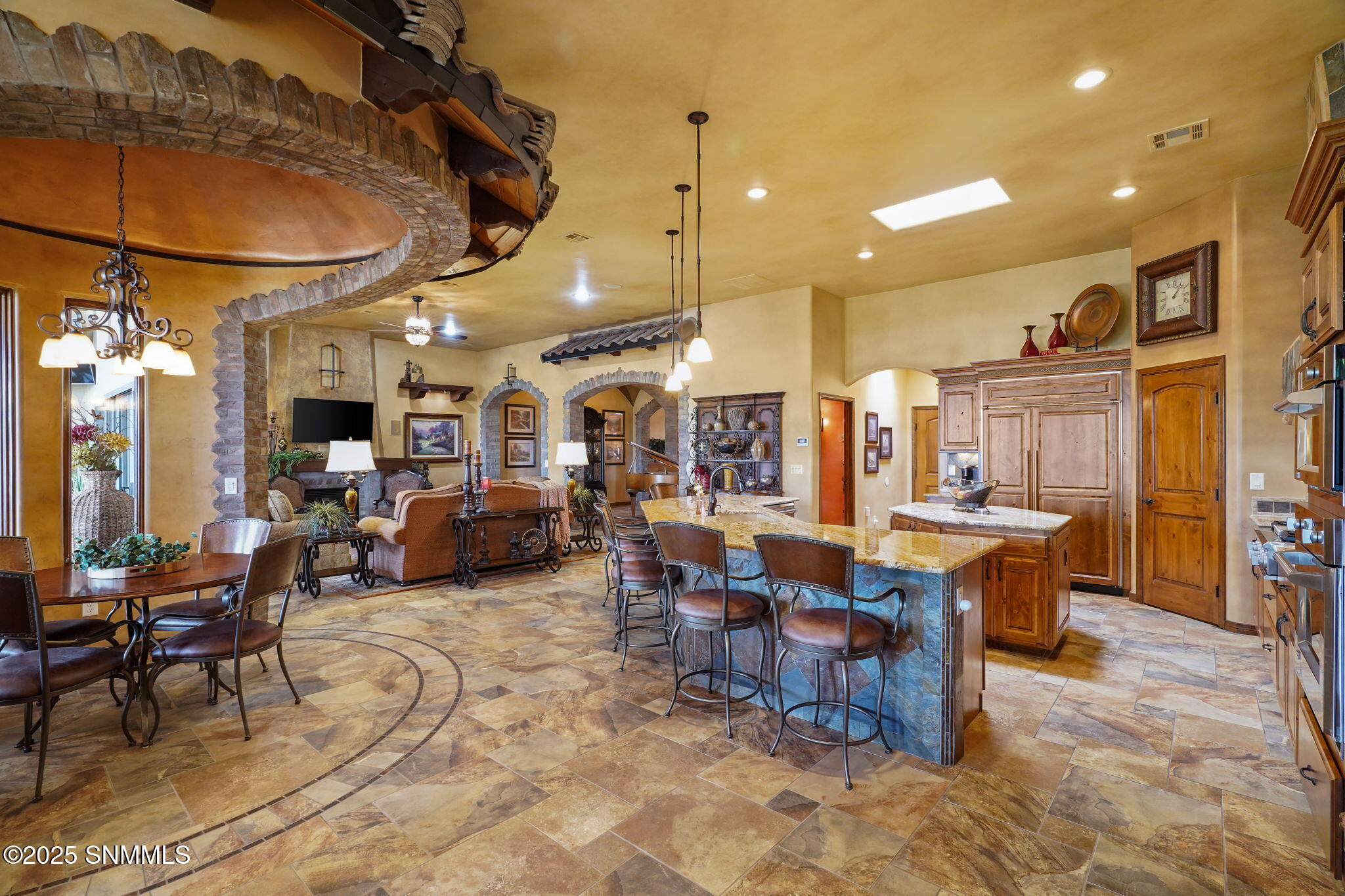 1294 Morisat Place Property Photo 15