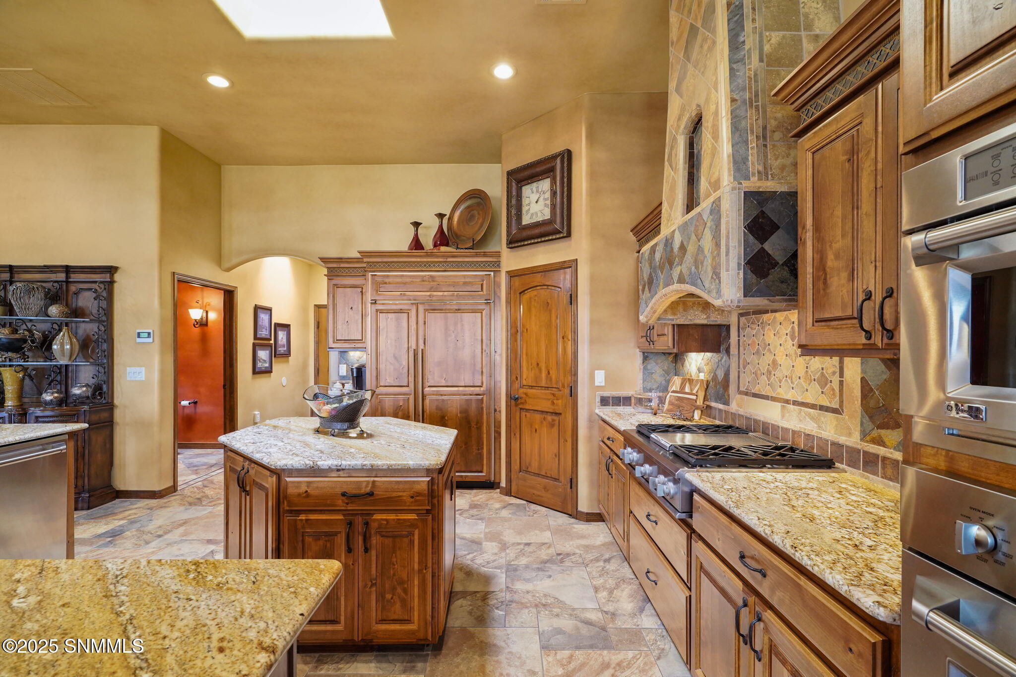 1294 Morisat Place Property Photo 16