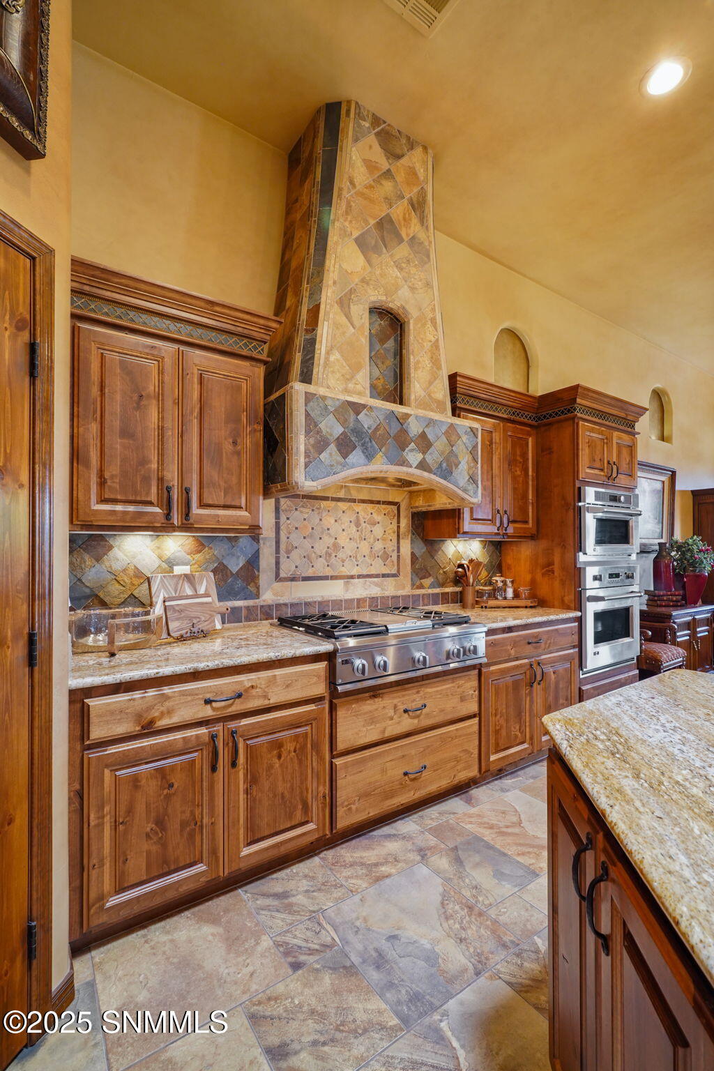 1294 Morisat Place Property Photo 20