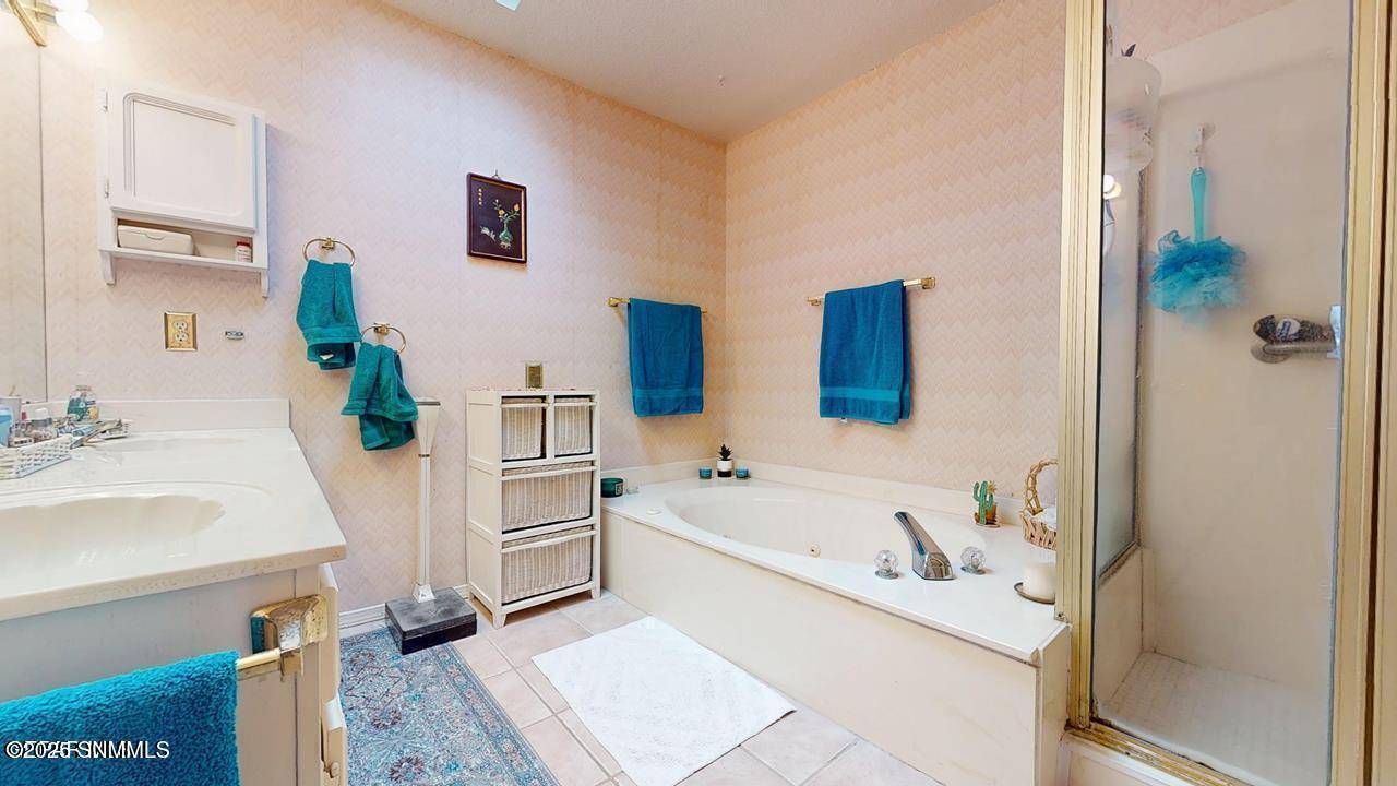 108 Casas Bellas Lane Property Photo 24