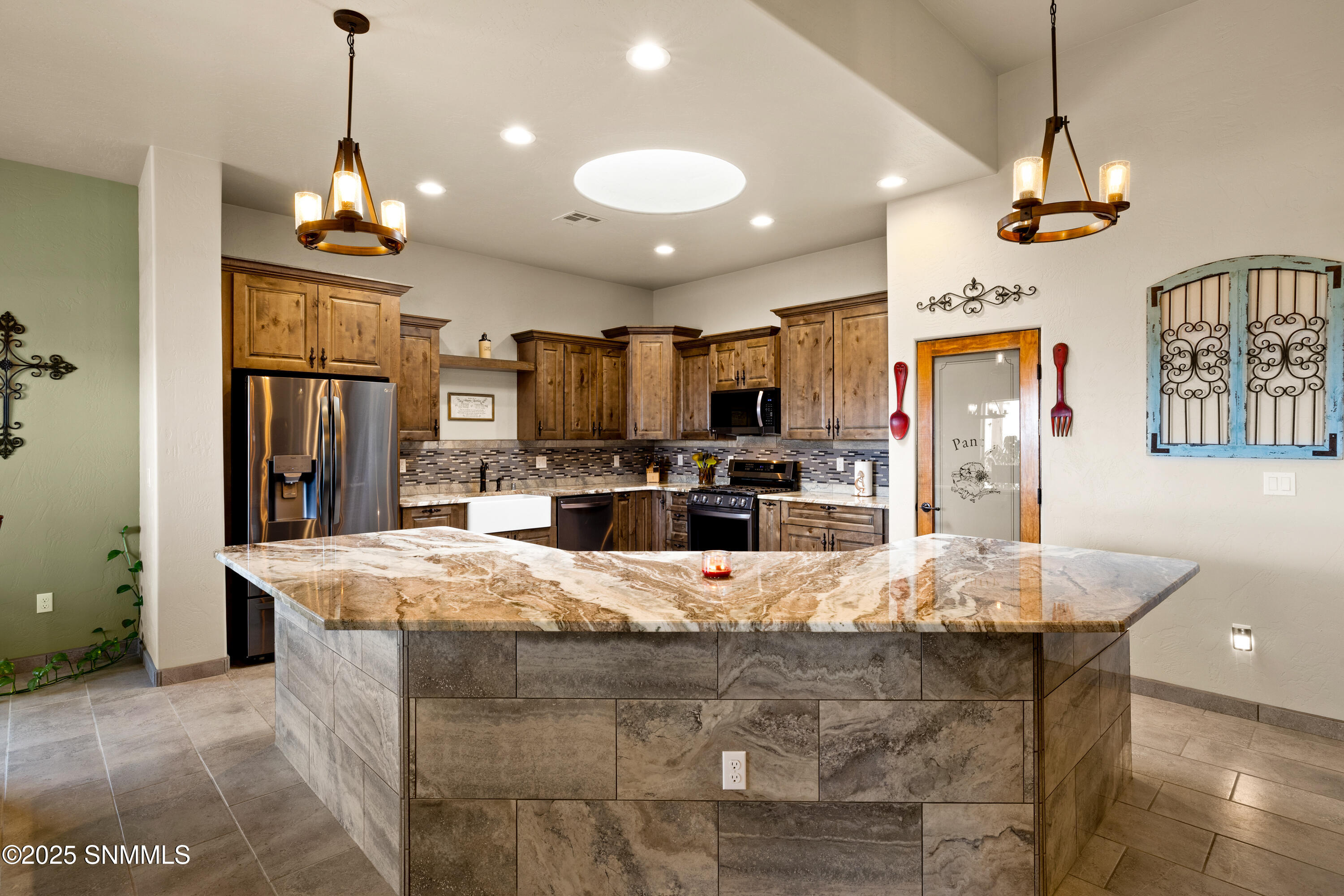 1622 Calle De Valezquez Property Photo 14