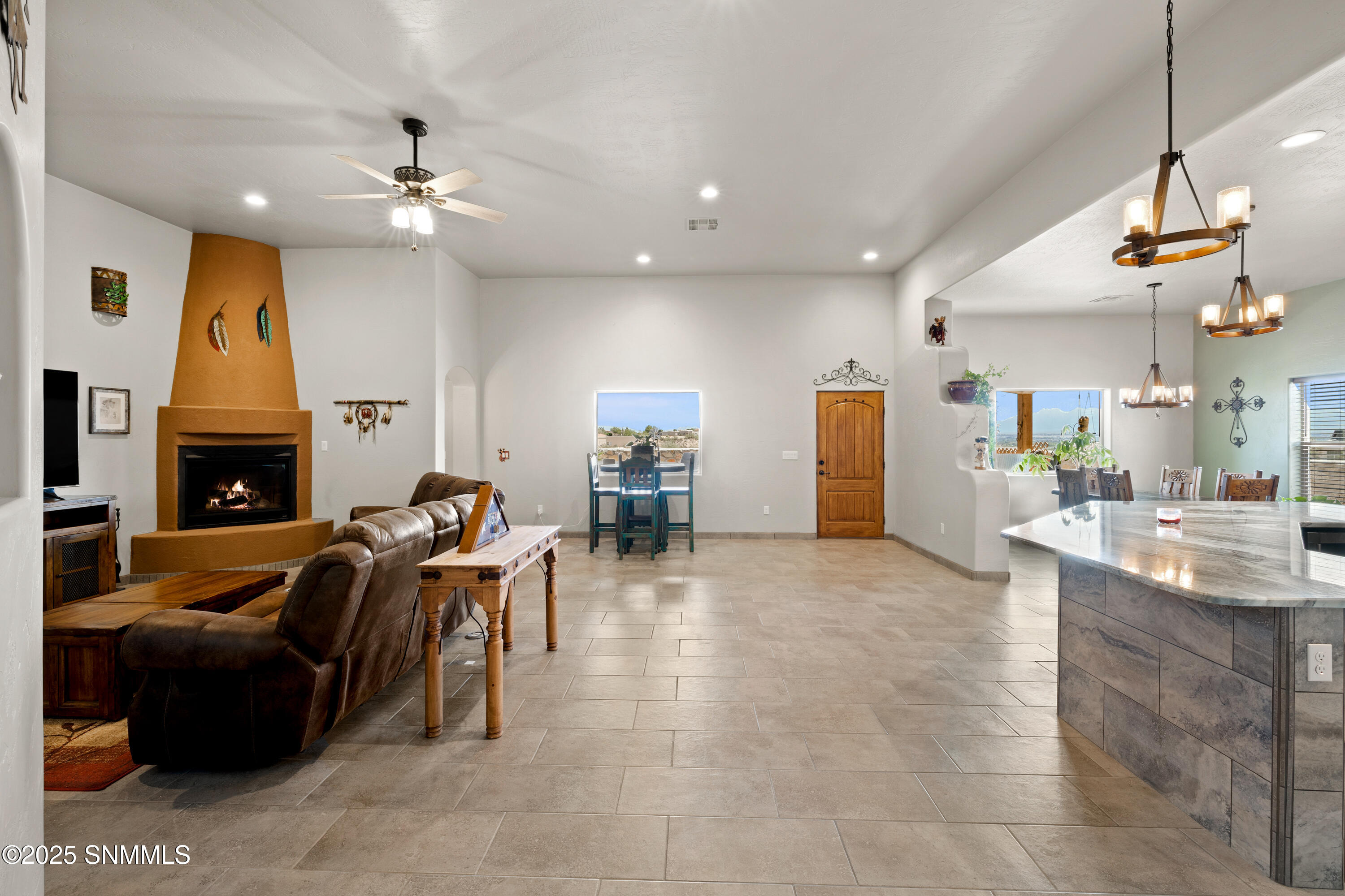 1622 Calle De Valezquez Property Photo 19