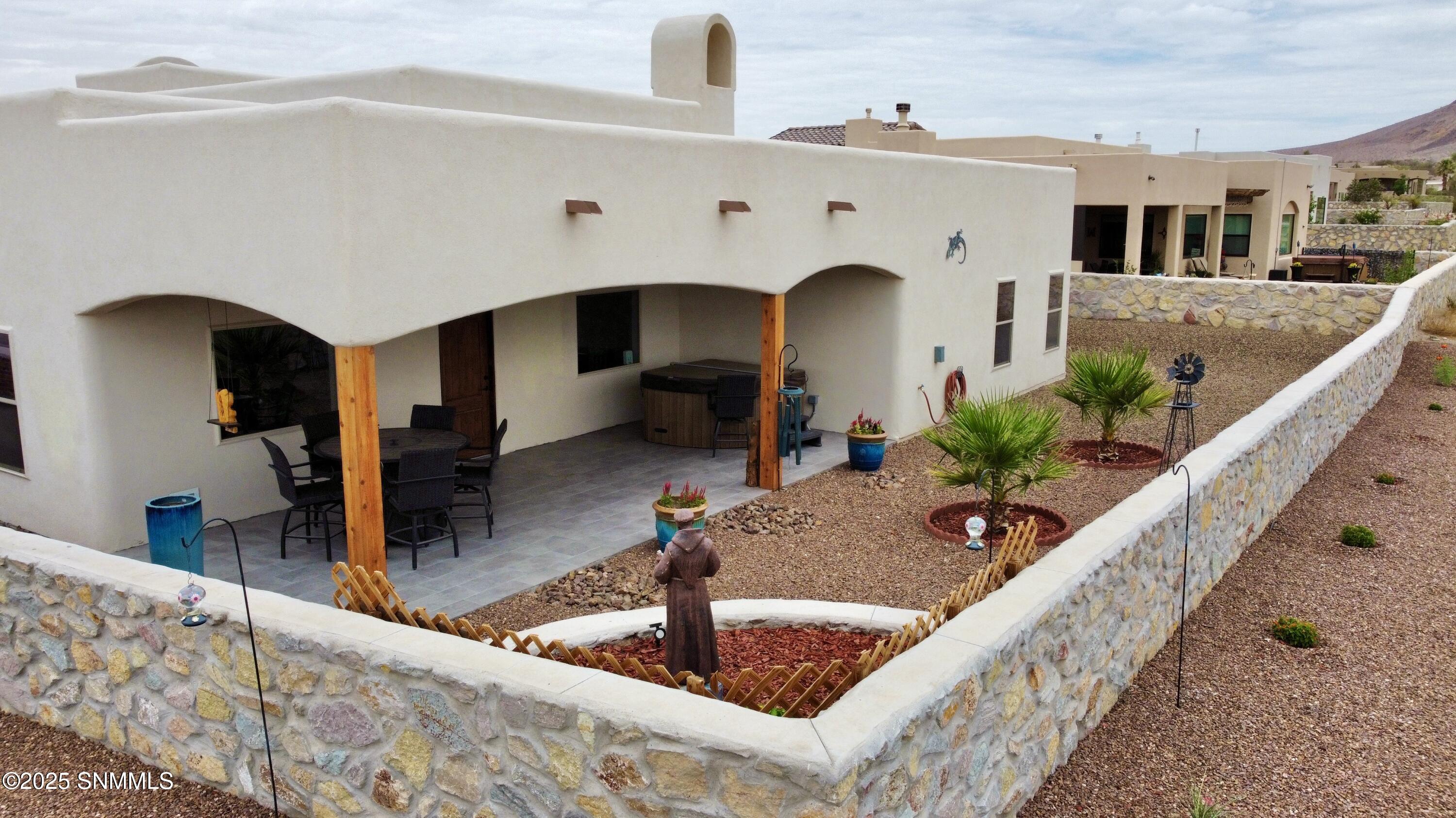 1622 Calle De Valezquez Property Photo 41