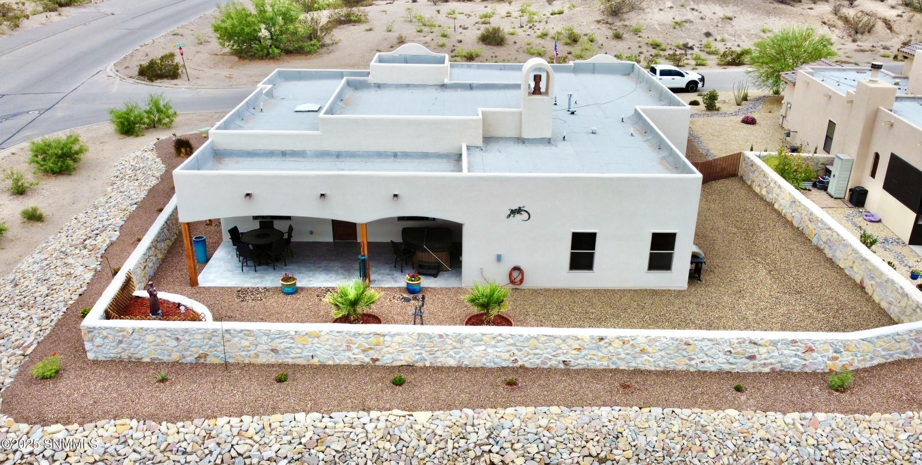 1622 Calle De Valezquez Property Photo 43