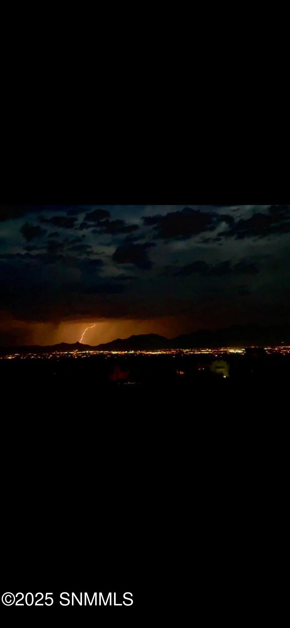 1622 Calle De Valezquez Property Photo 45