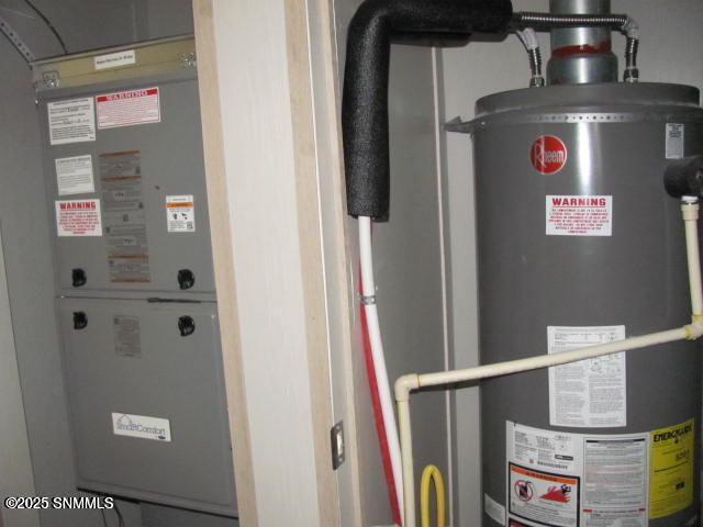 1413 Gobi Desert Drive Property Photo 34