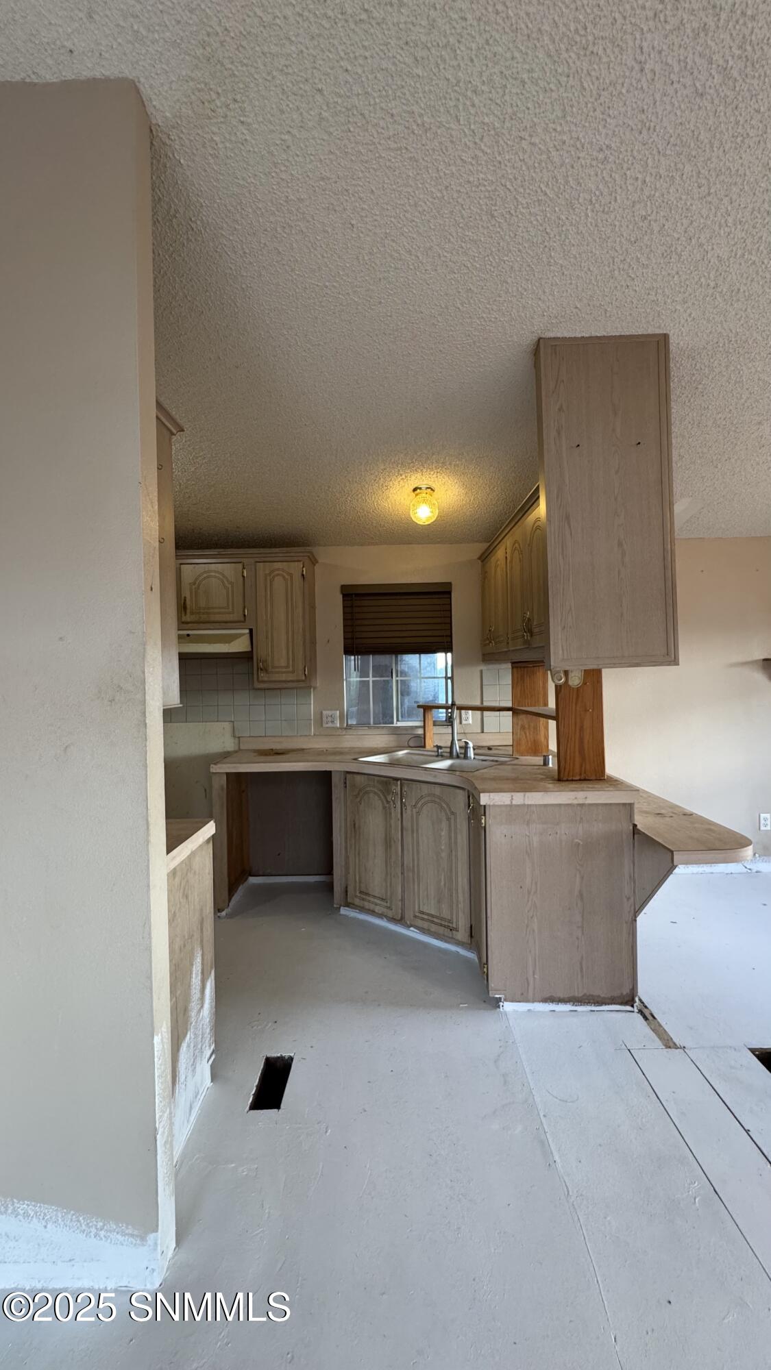 1940 Desert Wind Way Property Photo 9