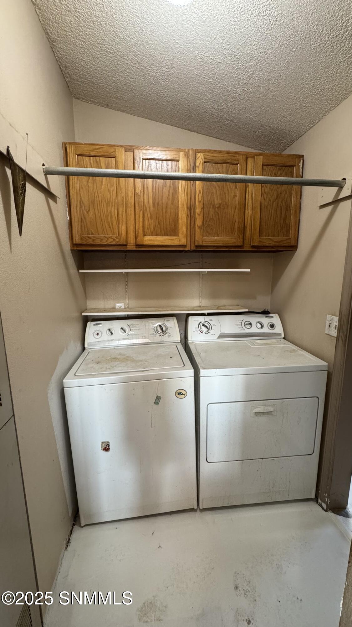 1940 Desert Wind Way Property Photo 16