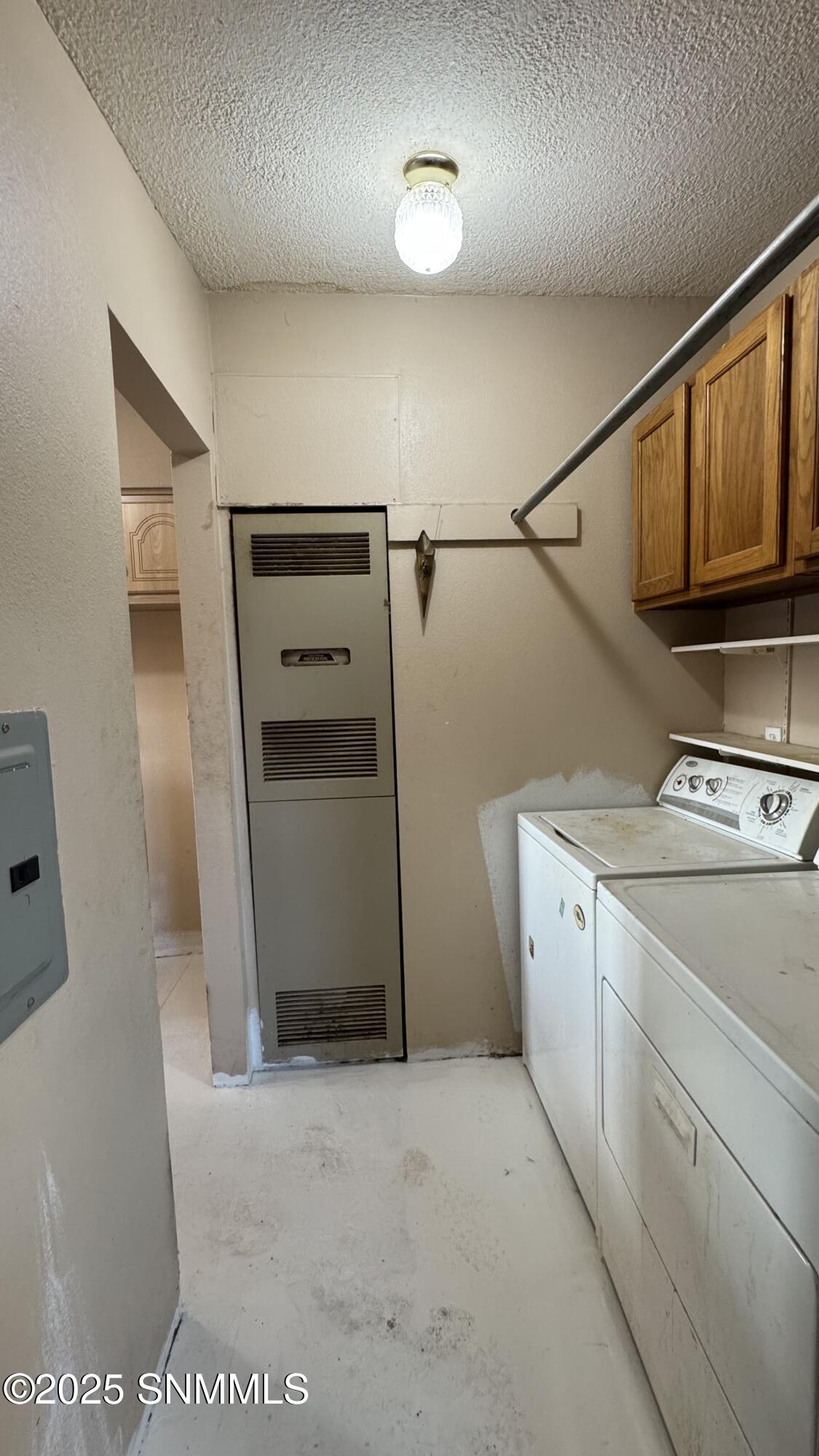 1940 Desert Wind Way Property Photo 17