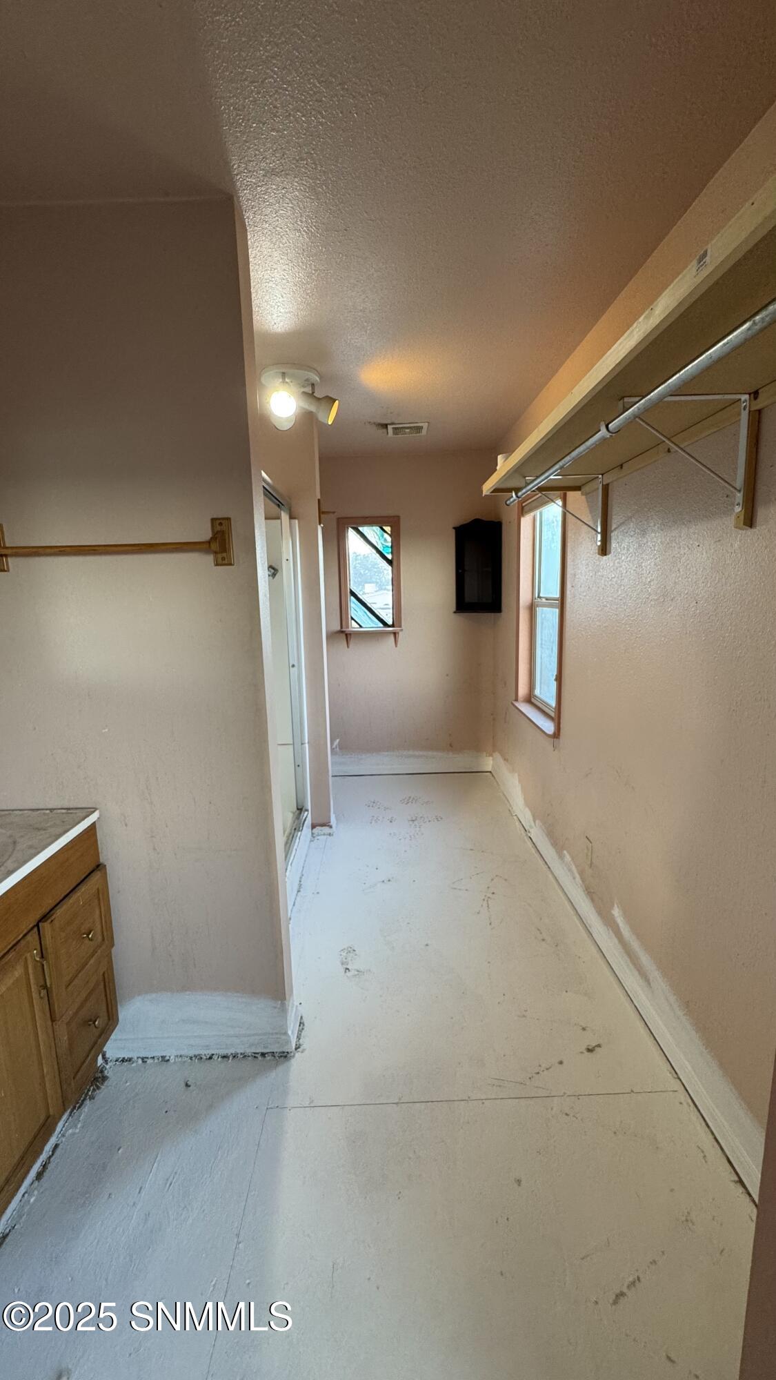 1940 Desert Wind Way Property Photo 27