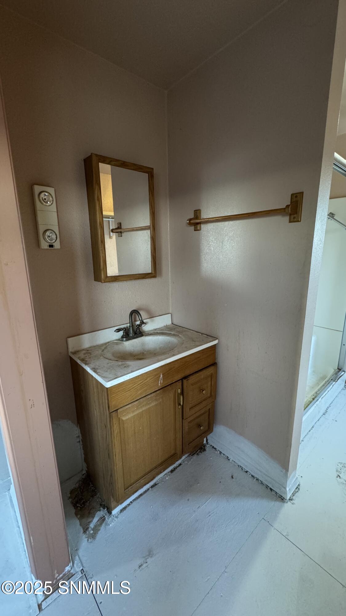 1940 Desert Wind Way Property Photo 28