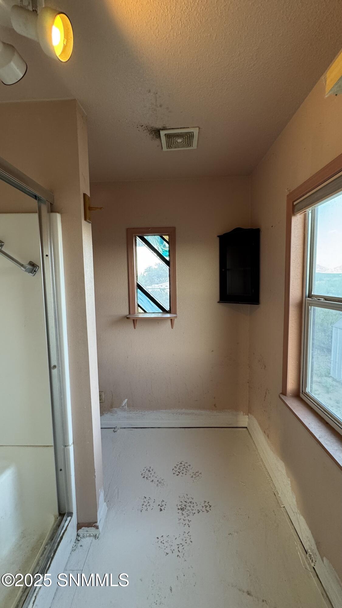 1940 Desert Wind Way Property Photo 30