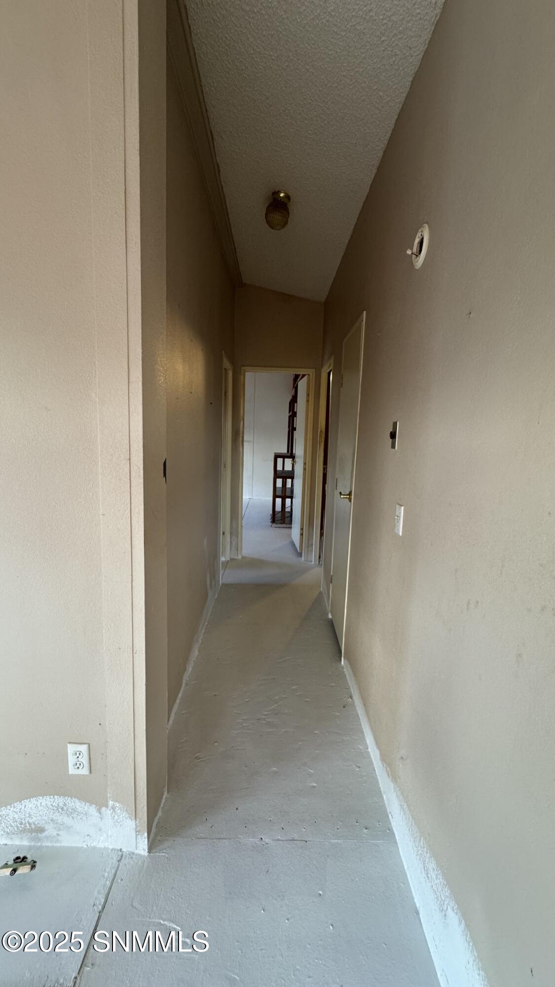 1940 Desert Wind Way Property Photo 33