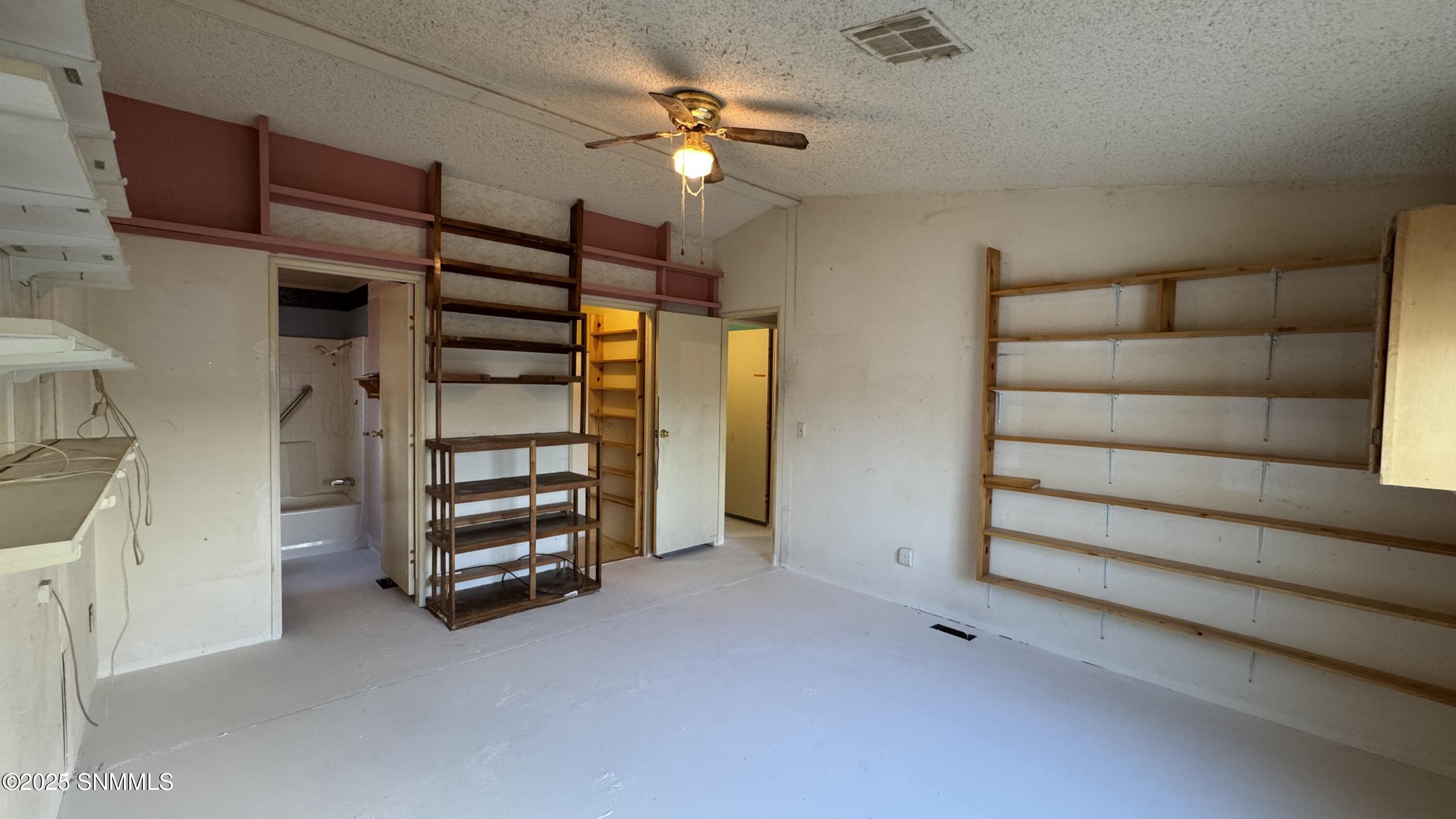 1940 Desert Wind Way Property Photo 42