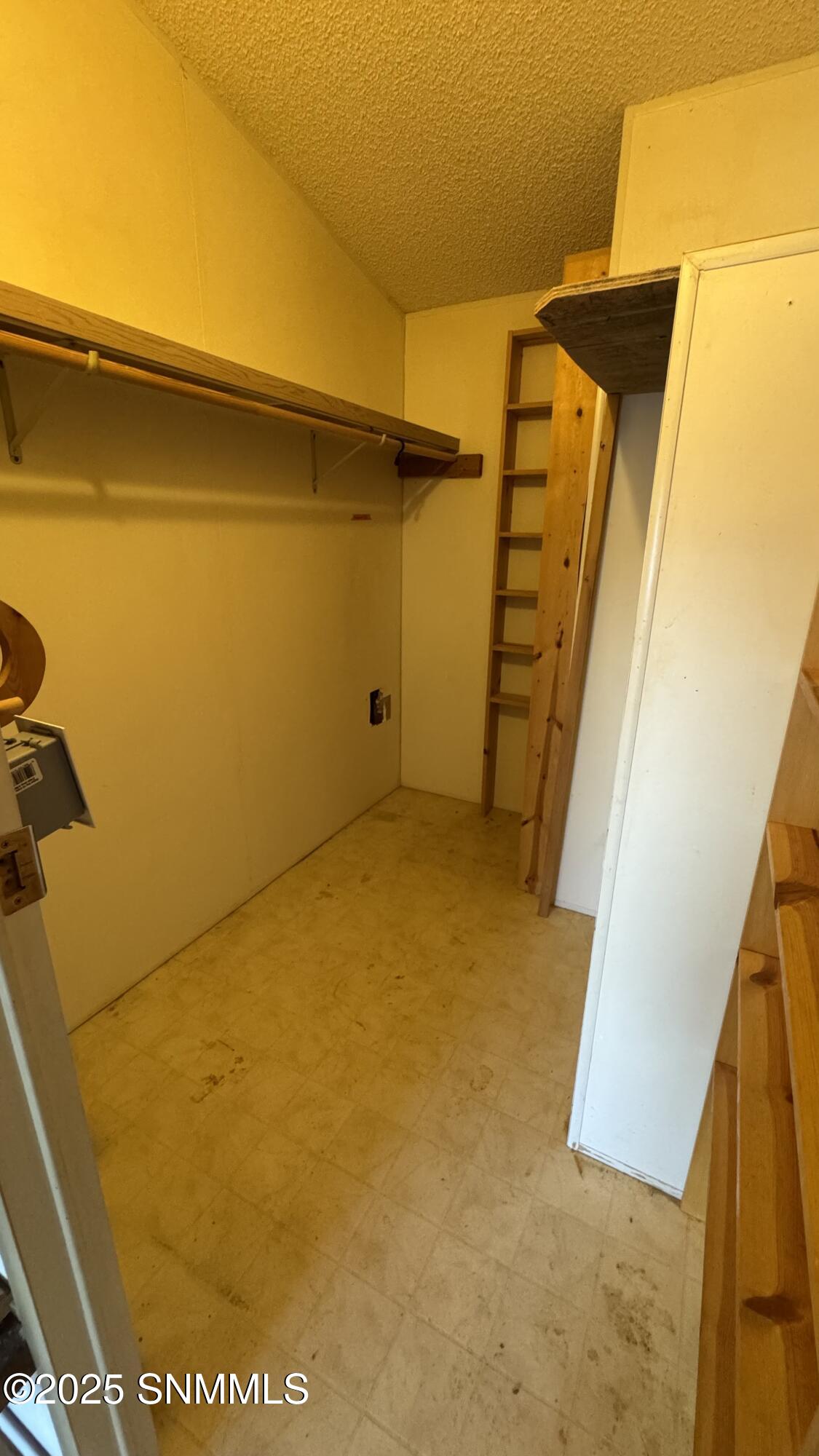 1940 Desert Wind Way Property Photo 45