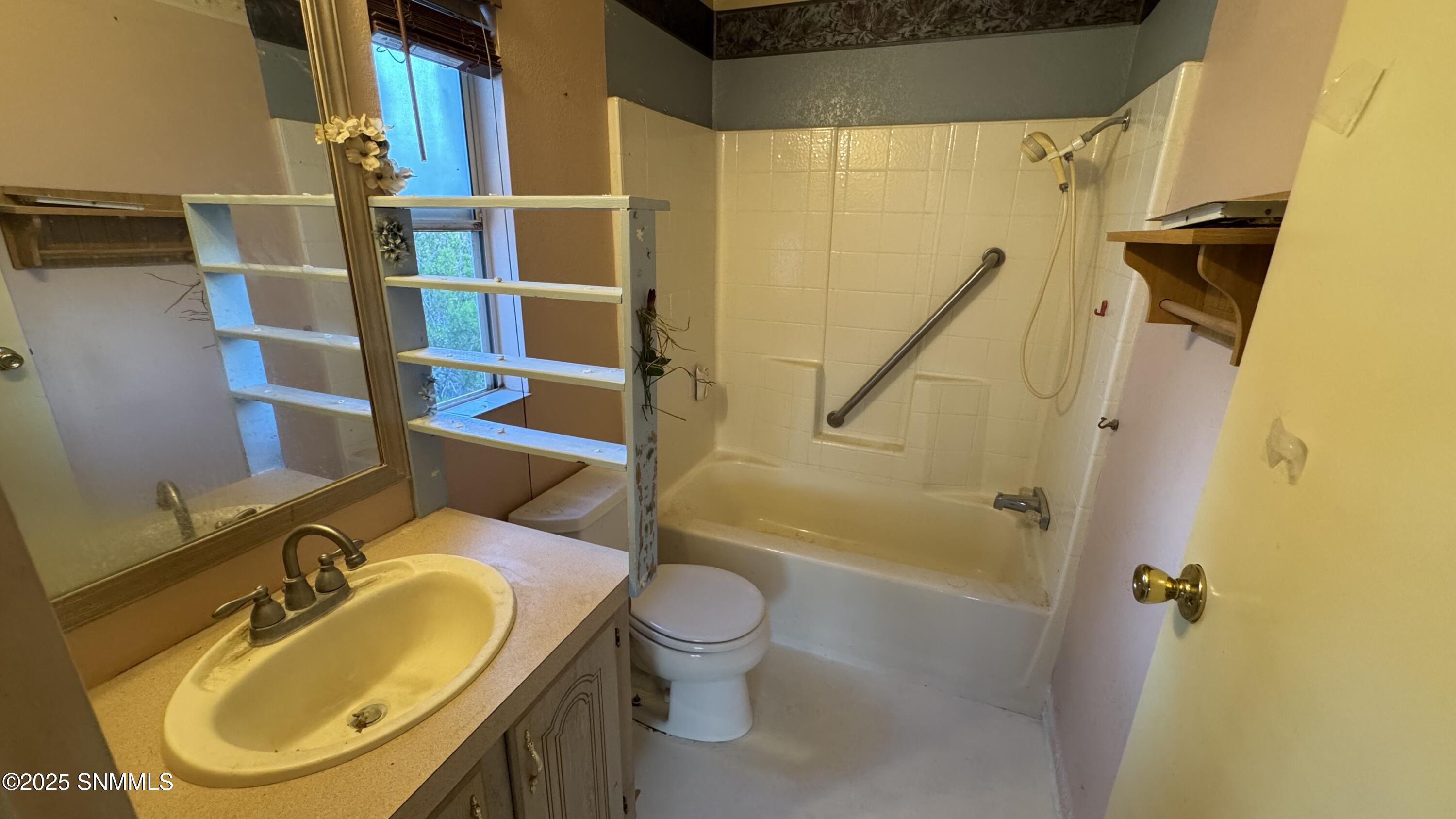 1940 Desert Wind Way Property Photo 50