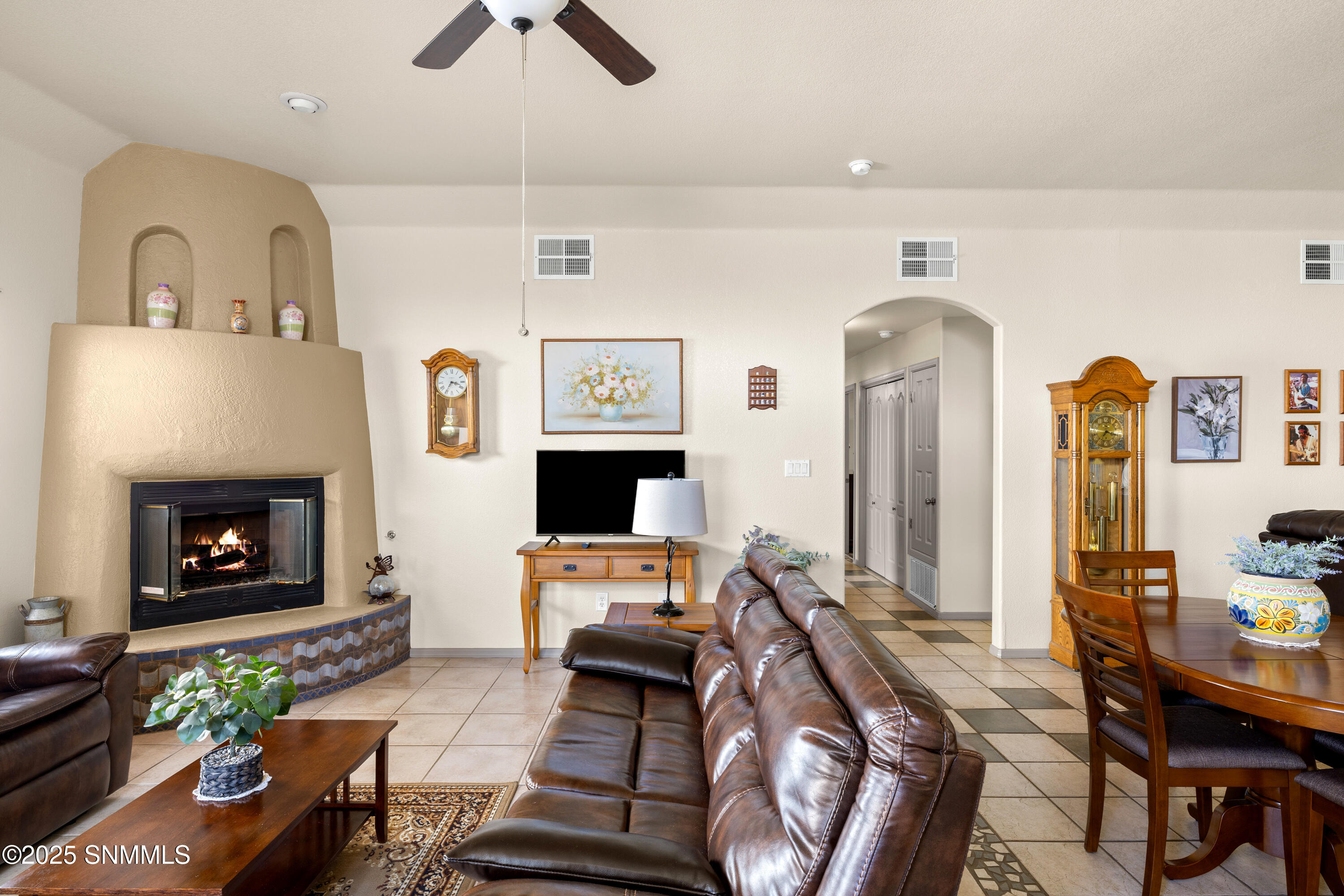 891 Chateau Drive Property Photo 6