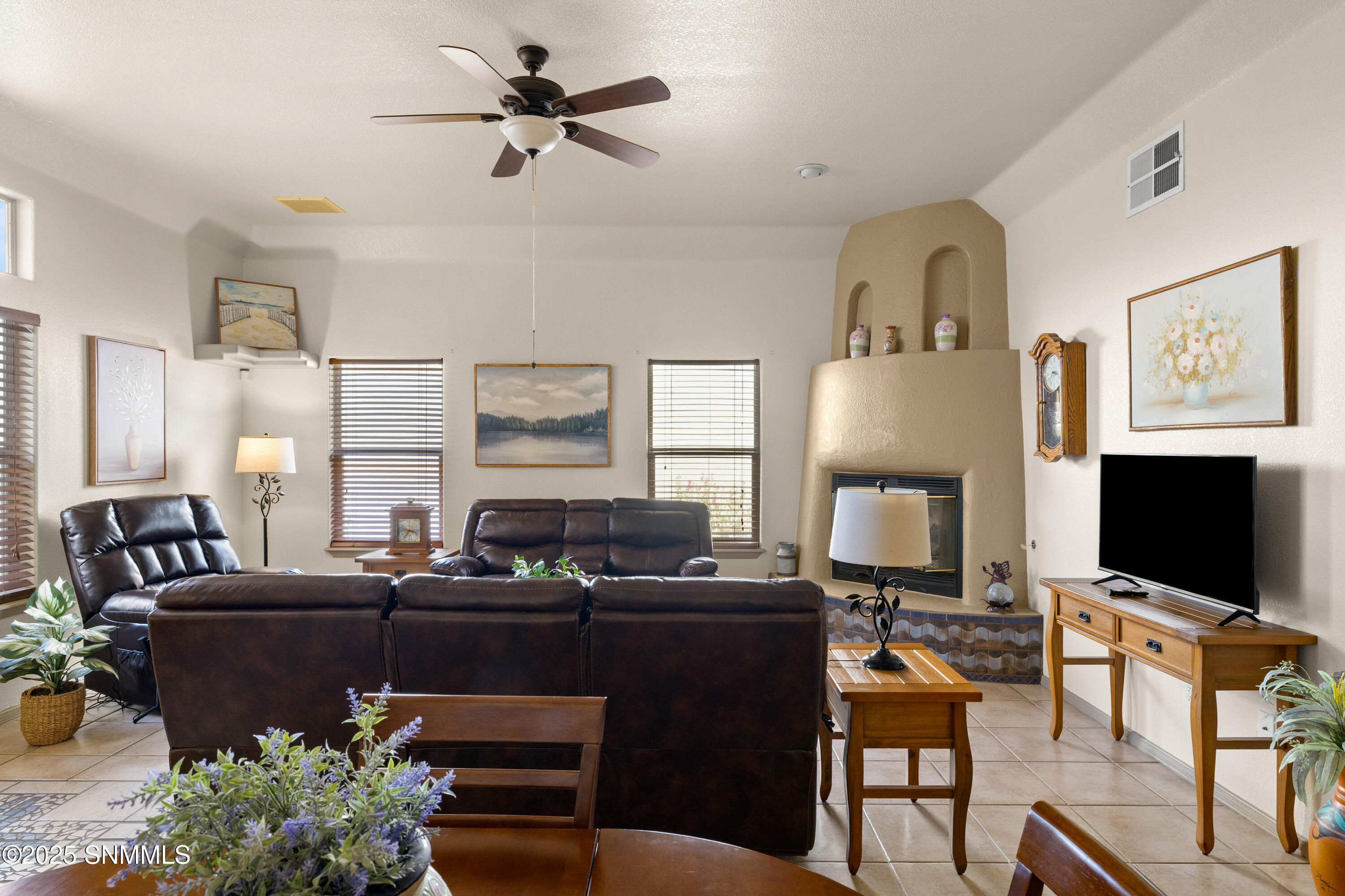 891 Chateau Drive Property Photo 8