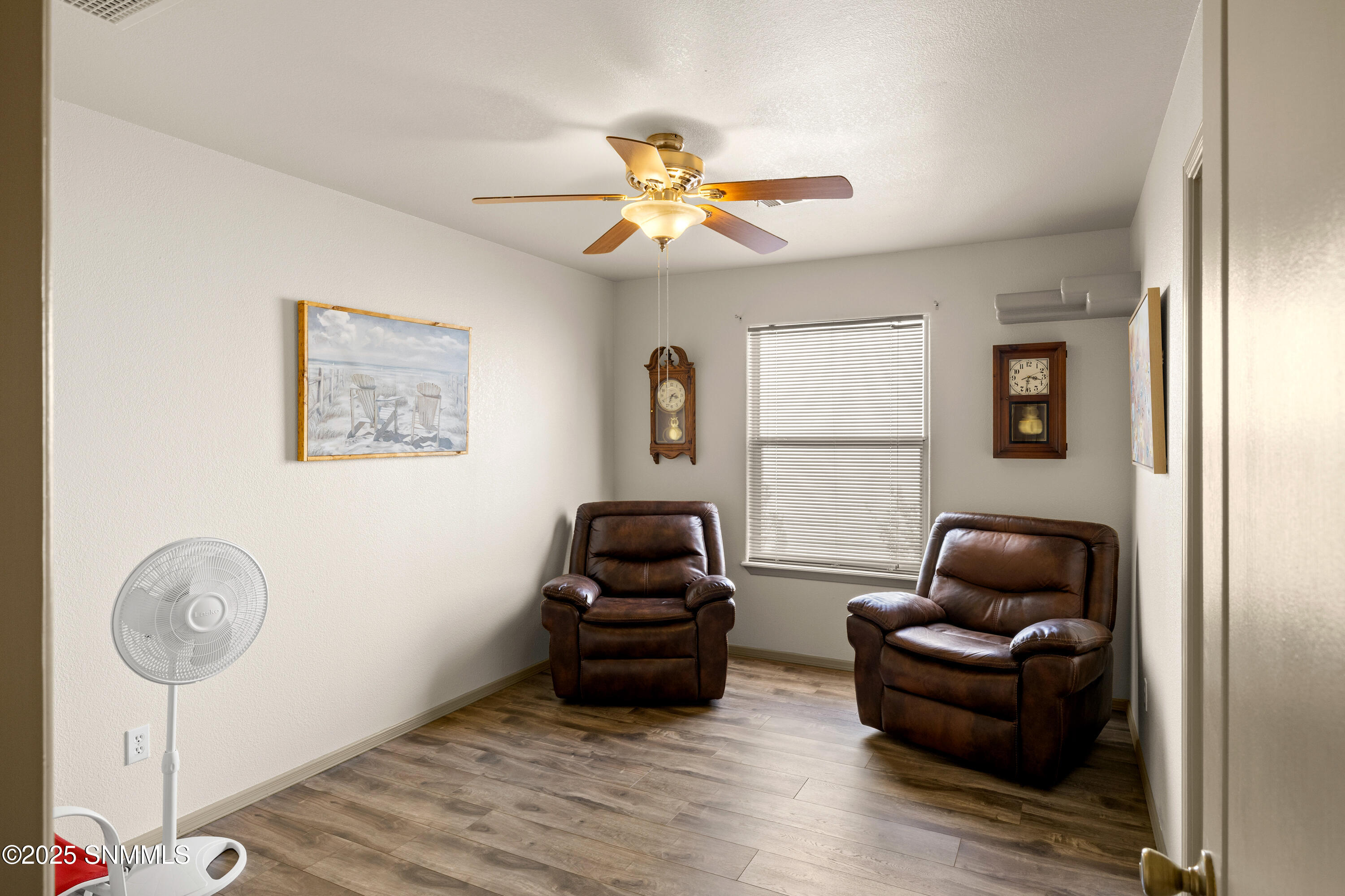 891 Chateau Drive Property Photo 15