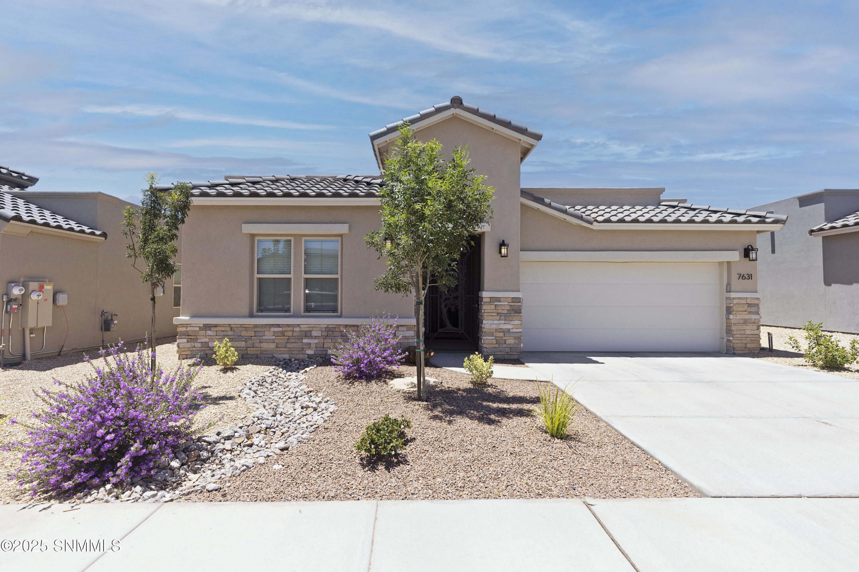 7631 Blue Star Property Photo 1