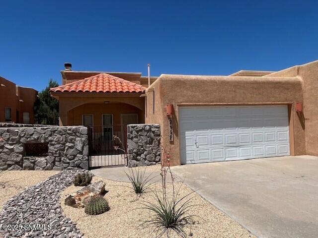 2357 Santo Domingo Avenue Property Photo 1