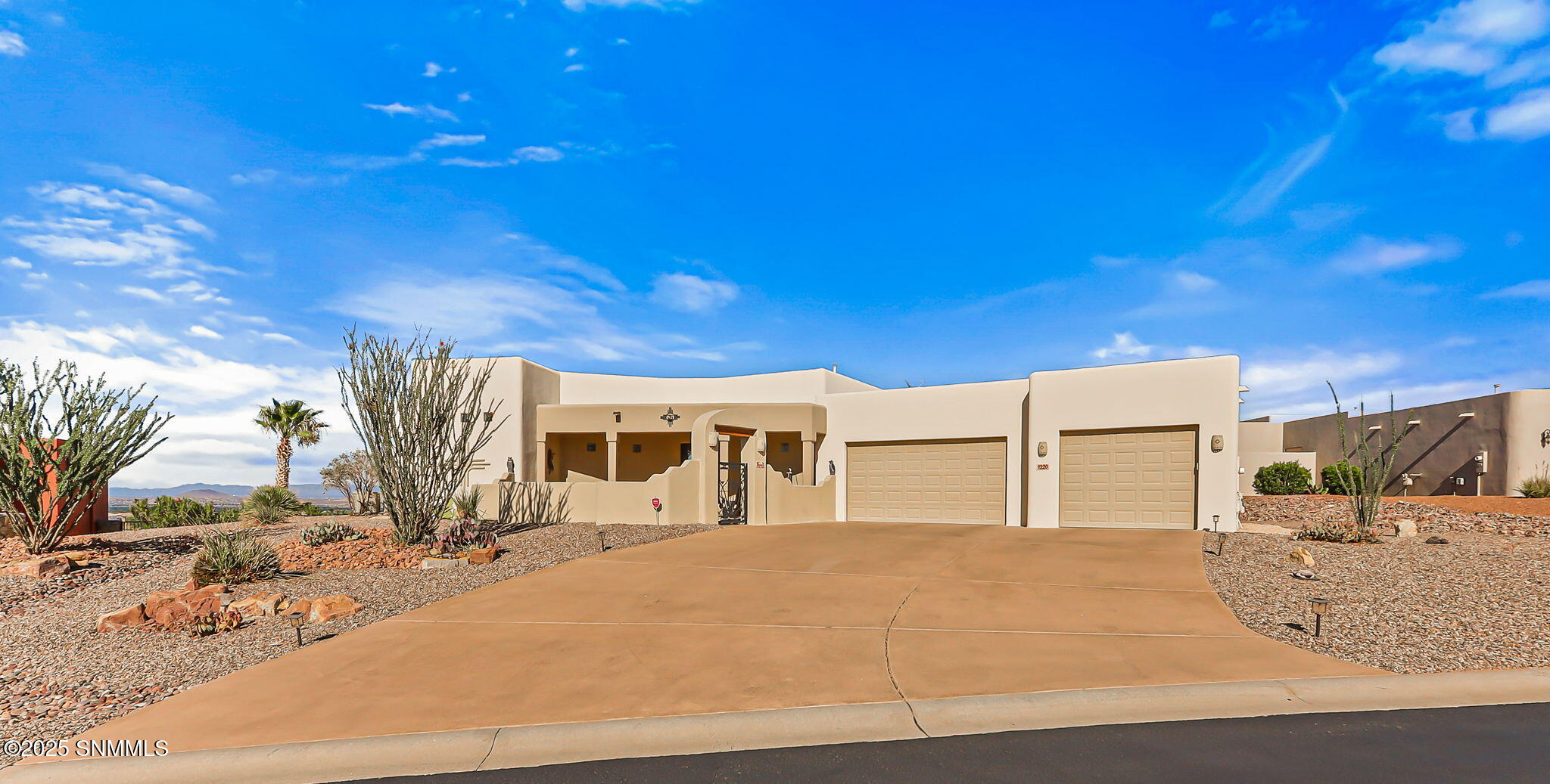 1220 Titania Court Property Photo 1