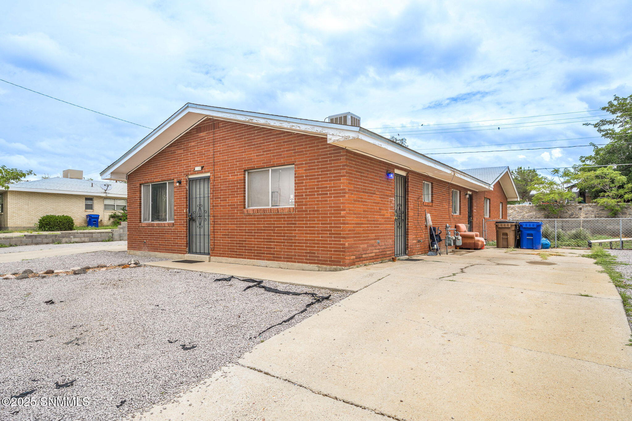 1855 Payne Street Property Photo 1