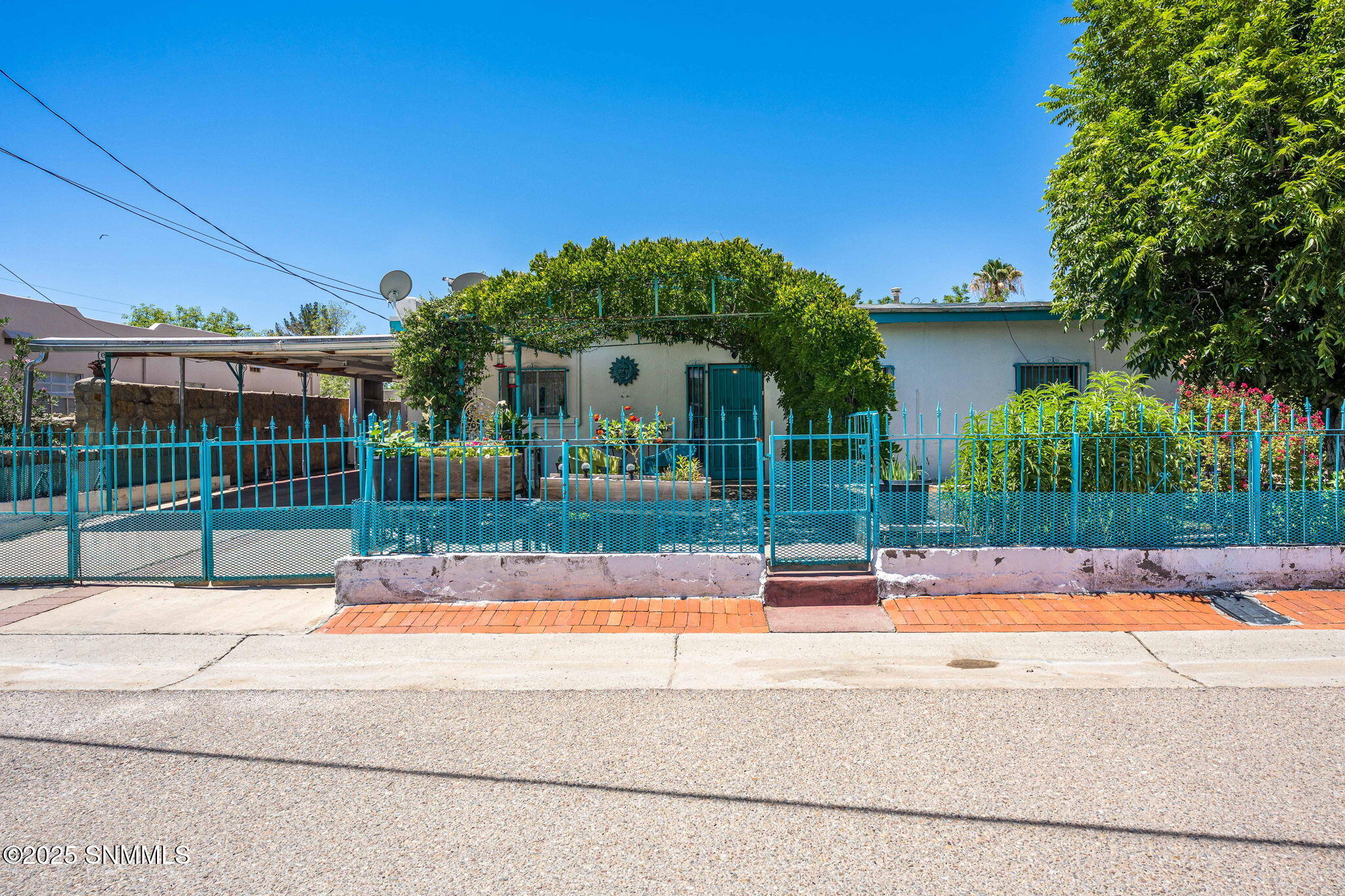 2720 Calle Tercera Property Photo 1