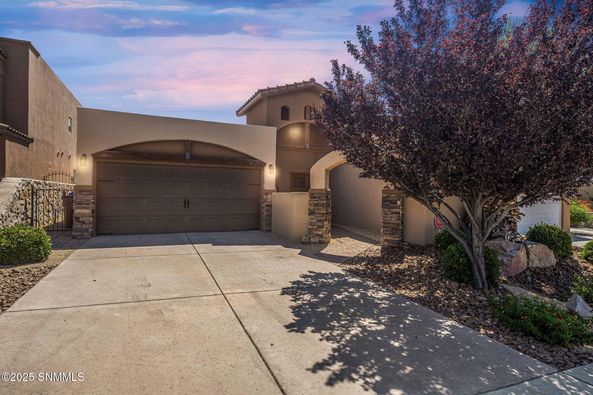 2021 Villa Napoli Loop East Property Photo 1