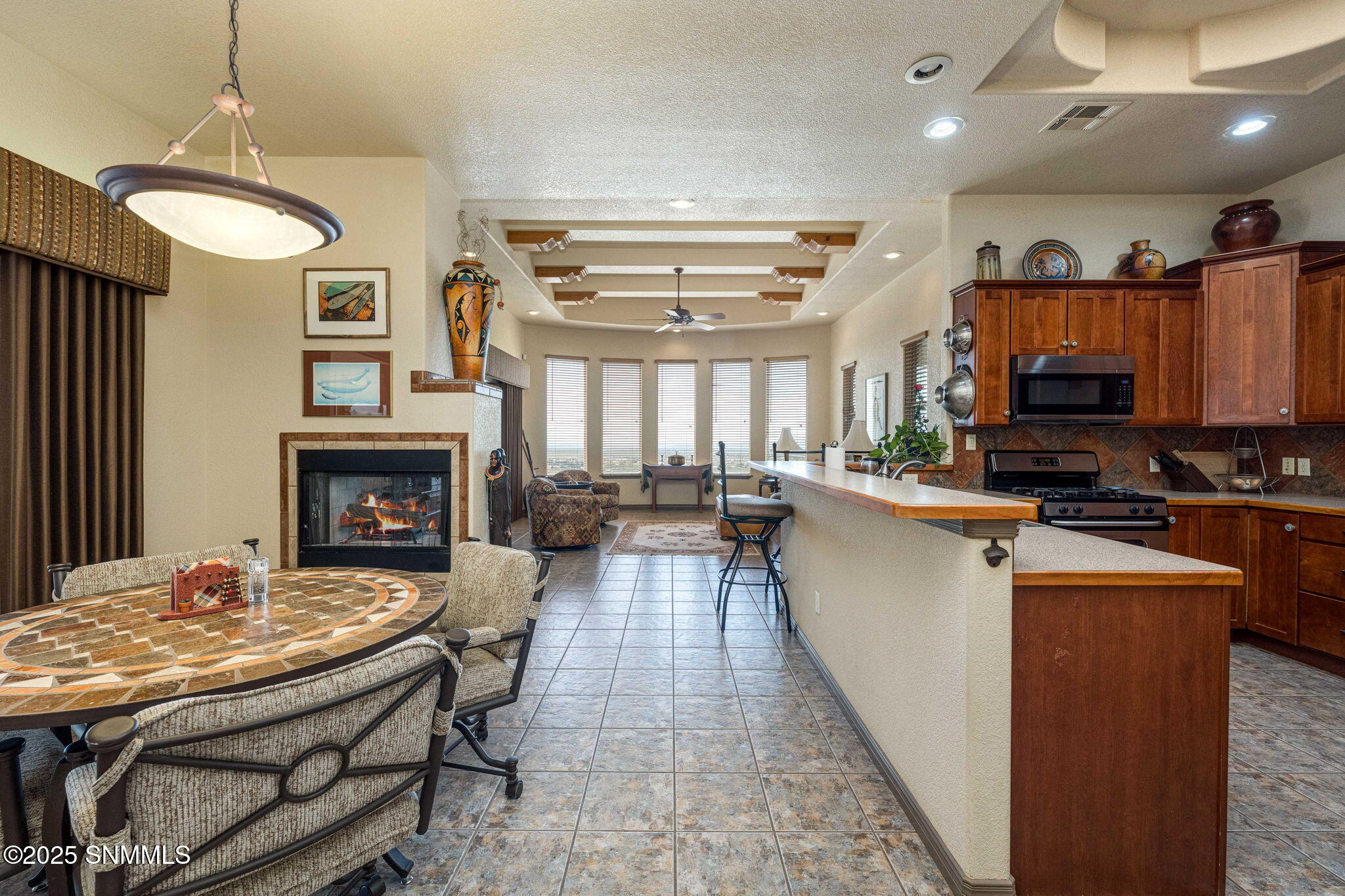 15514 Space Murals Lane Property Photo 9