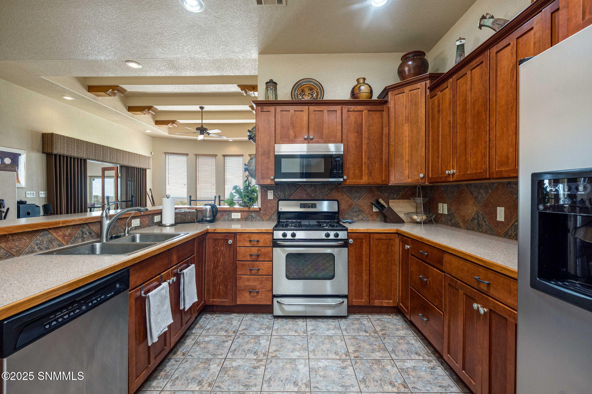 15514 Space Murals Lane Property Photo 16
