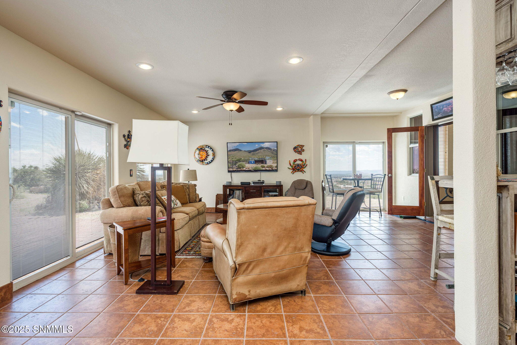 15514 Space Murals Lane Property Photo 22
