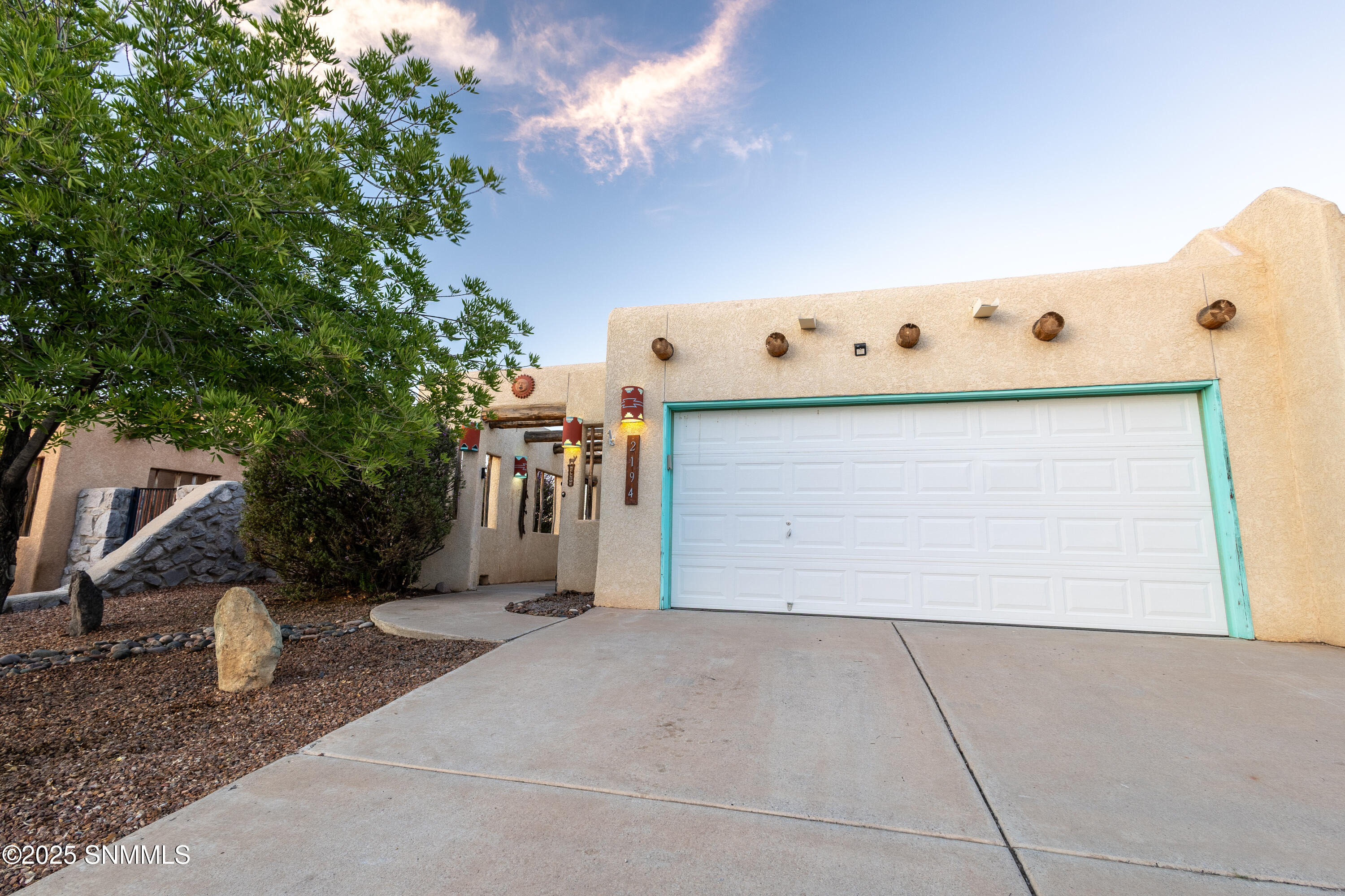 2194 Foxtail Pine Drive Property Photo 1