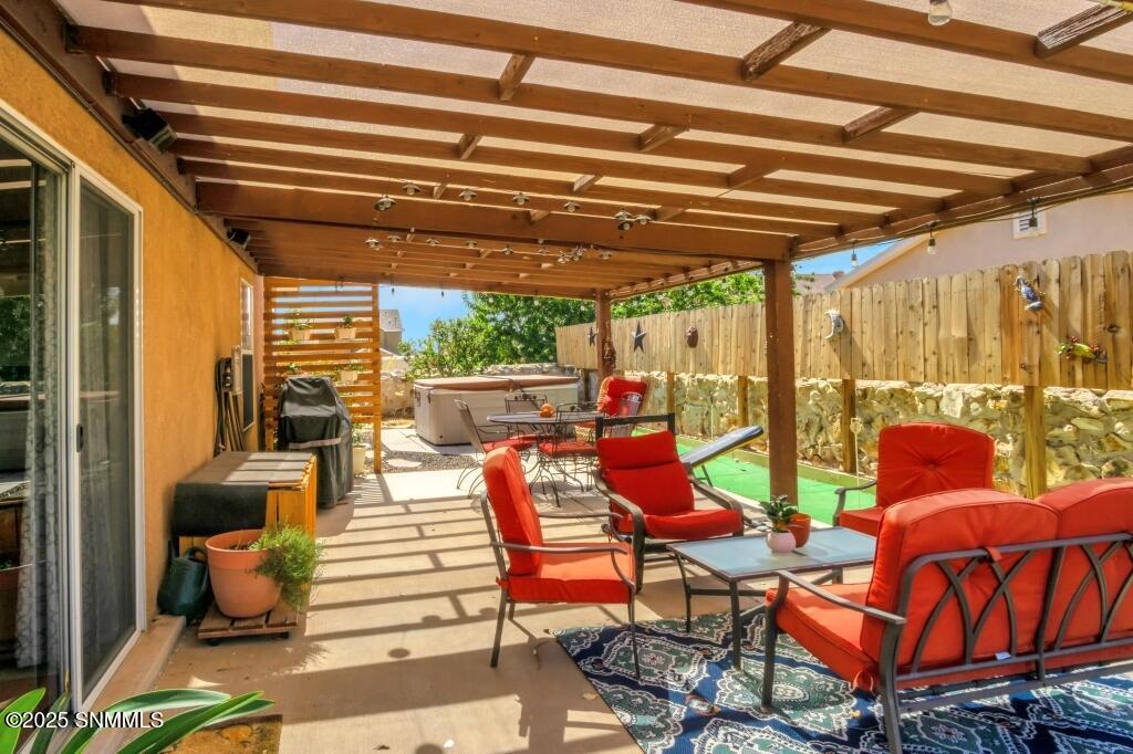 1215 Antelope Pass Drive Property Photo 7