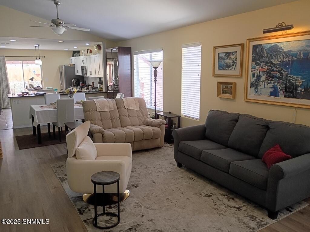 1215 Antelope Pass Drive Property Photo 18