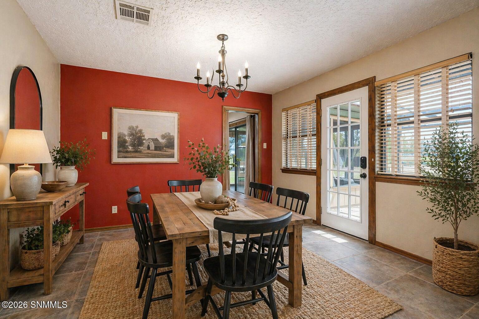 2849 Willow Creek Lane Property Photo 8