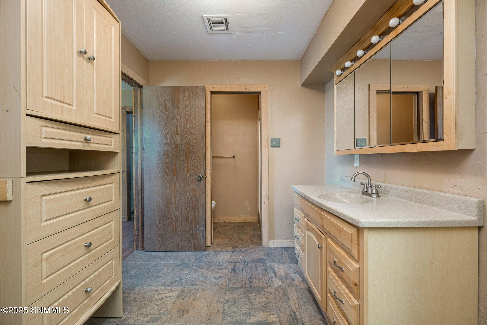 2849 Willow Creek Lane Property Photo 21