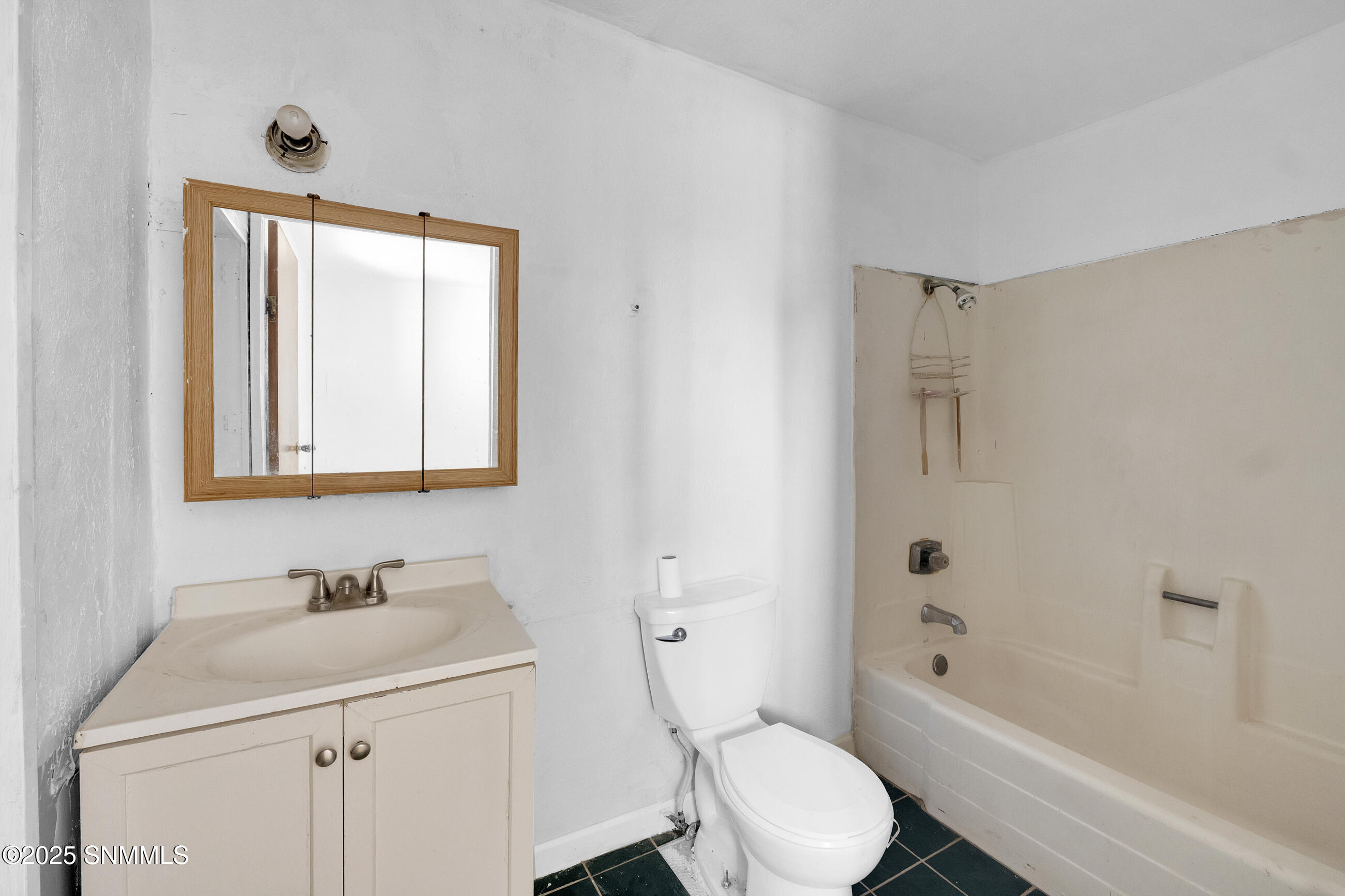 579 Arrowhead Drive Nw Property Photo 8