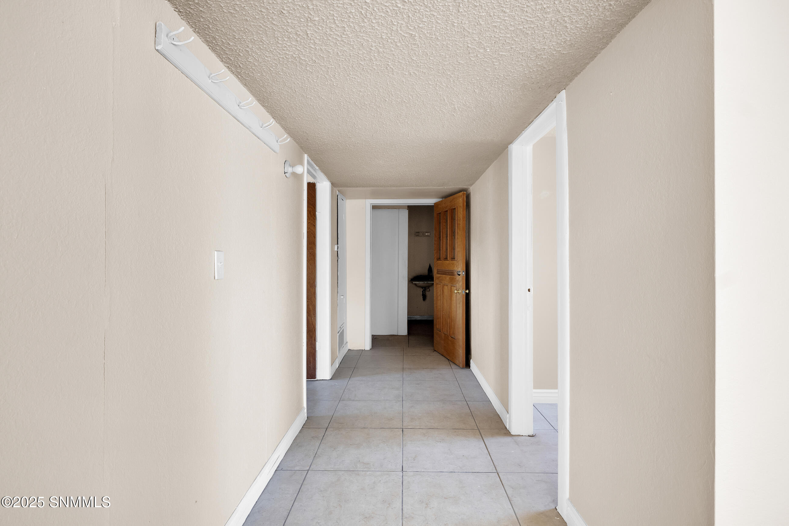 579 Arrowhead Drive Nw Property Photo 11