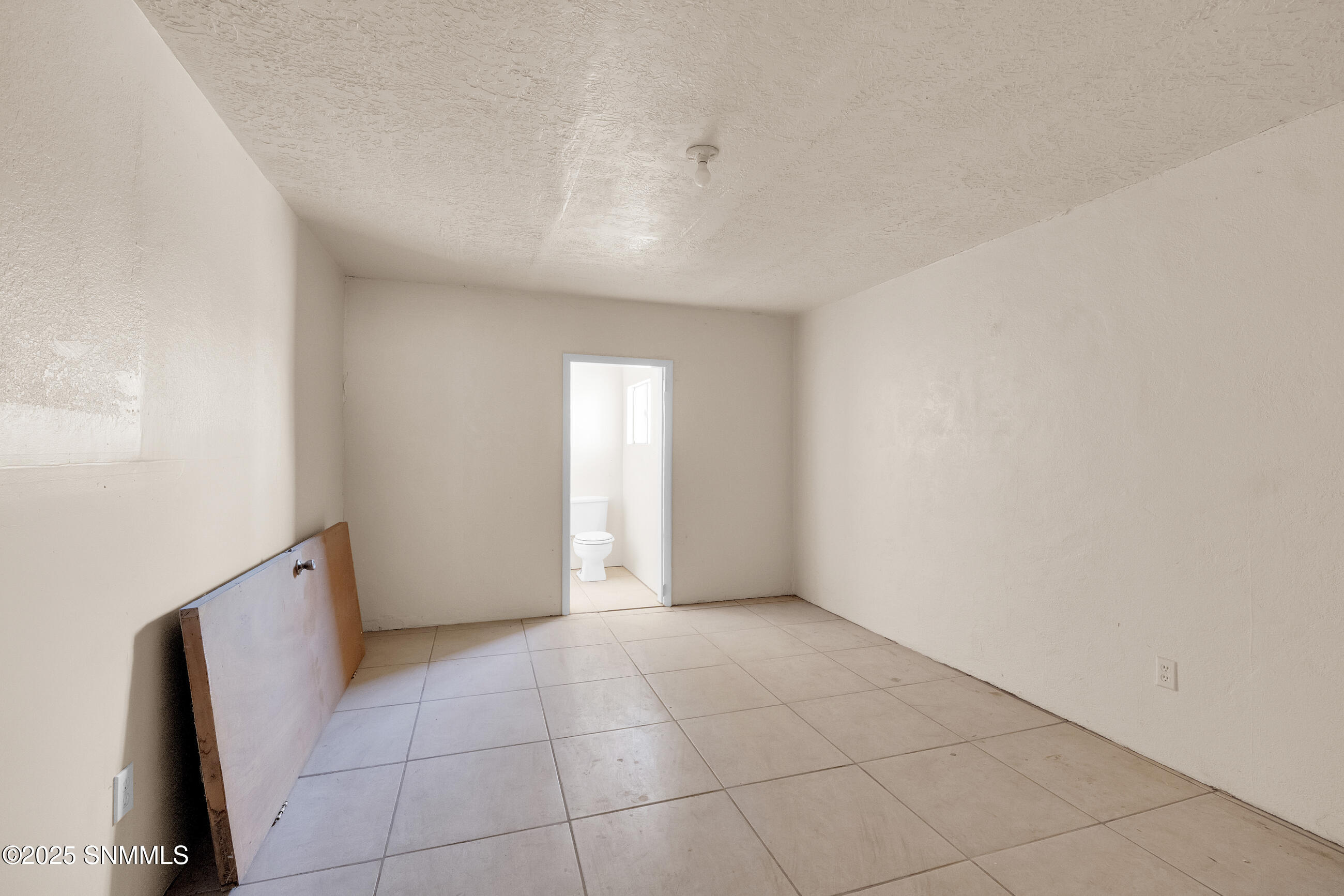 579 Arrowhead Drive Nw Property Photo 12
