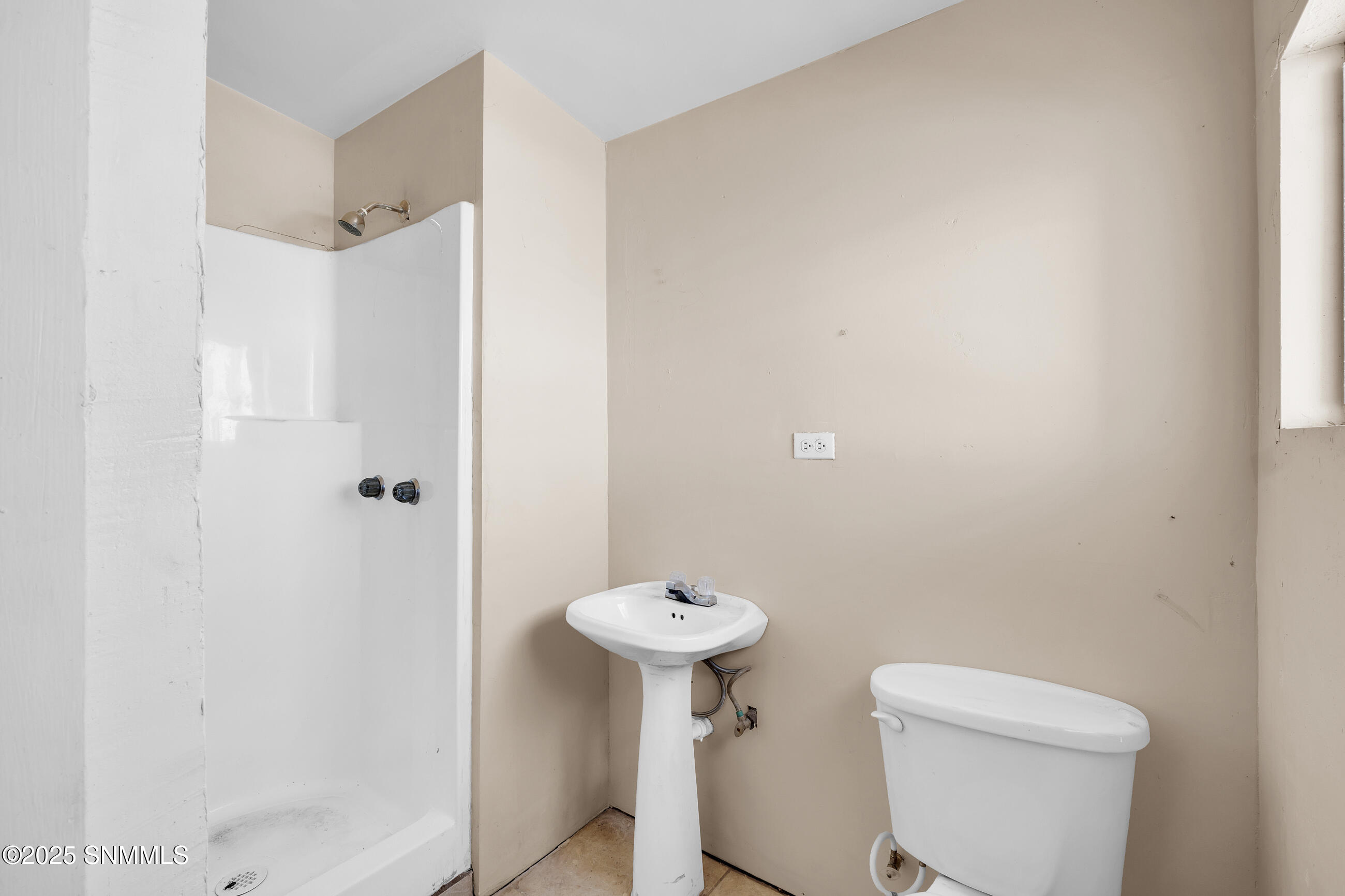 579 Arrowhead Drive Nw Property Photo 13